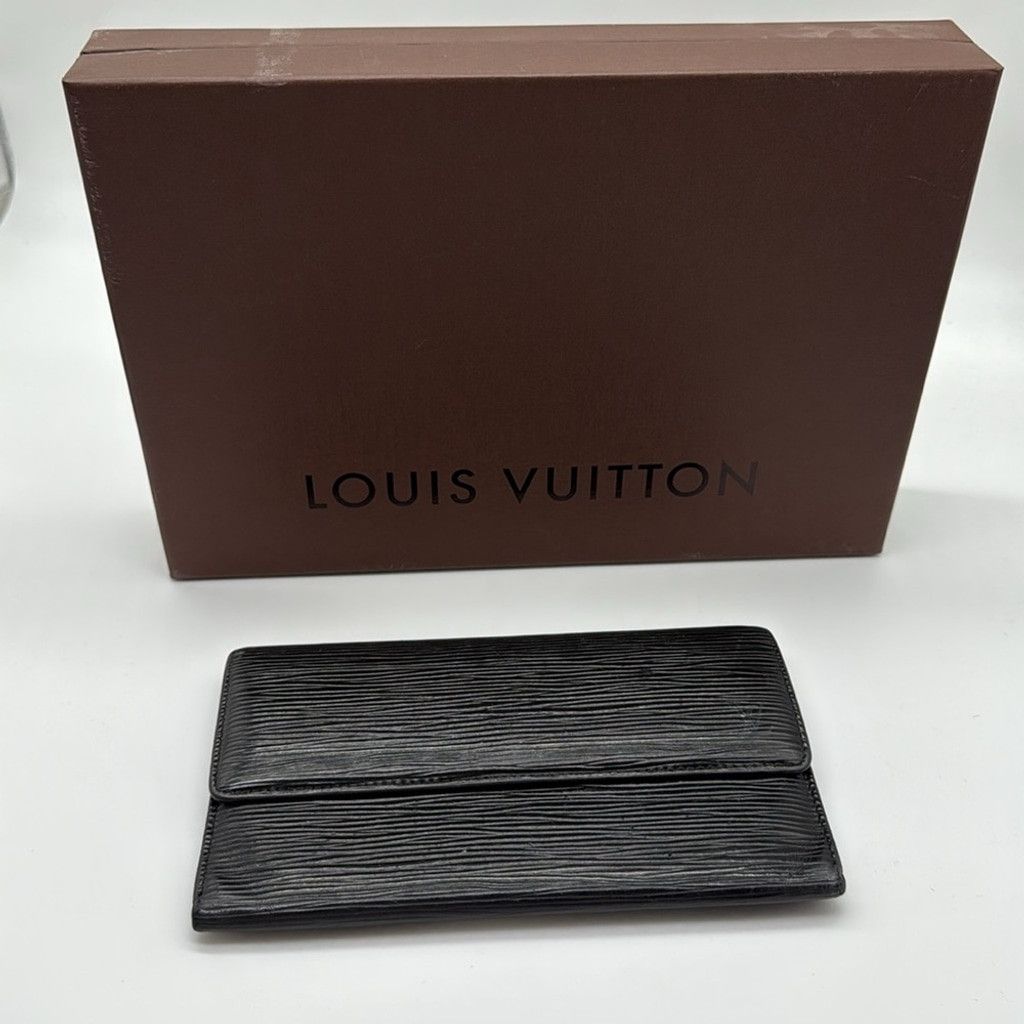 Louis Vuitton Louis Vuitton Epi Porte Tresor International Wallet Black Size ONE SIZE - 2 Thumbnail