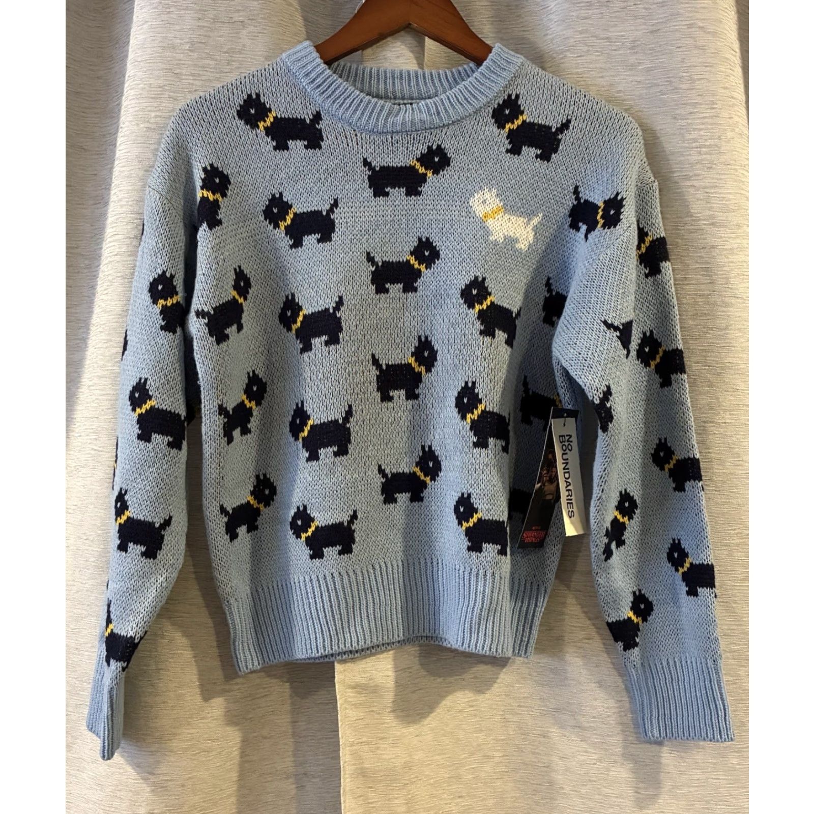 Vintage No Boundaries Stranger Things Erica Scottie Dog Sweater XS Blue Women Pullover Dog Theme Vintage NWT Size XS / US 0-2 / IT 36-38 - 2 Thumbnail