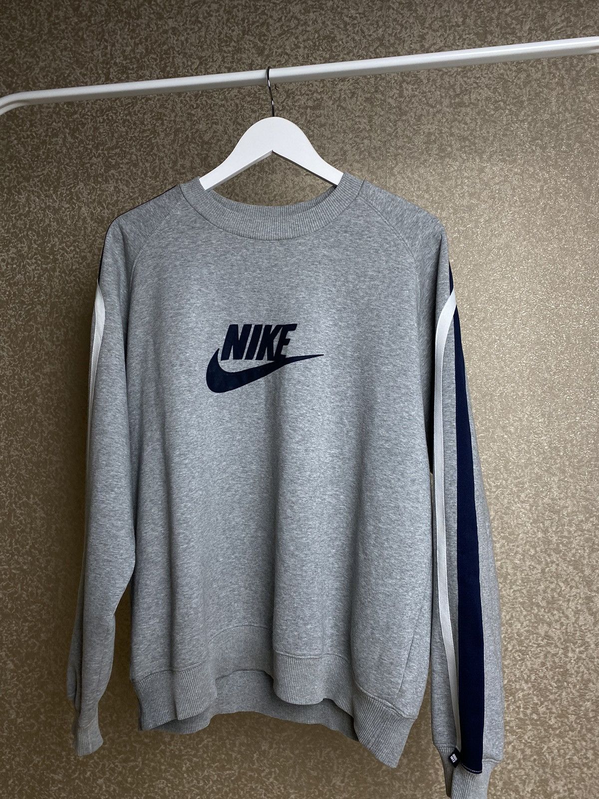 Nike vintage sweatshirt 90s hotsell
