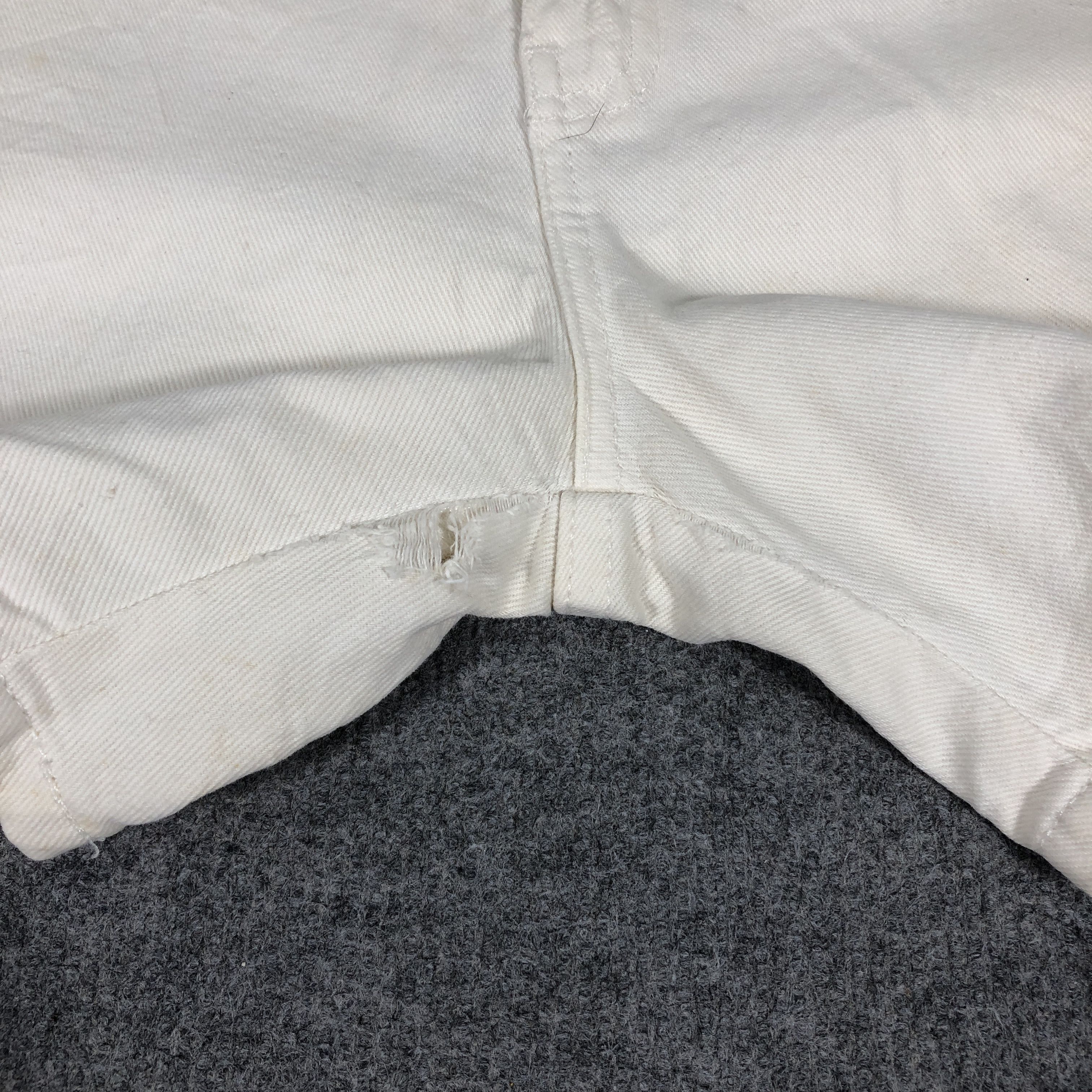 Levi's × Vintage Womens 90s Vintage Levis Jeans Short Pants L1079W Size 35" - 4 Thumbnail