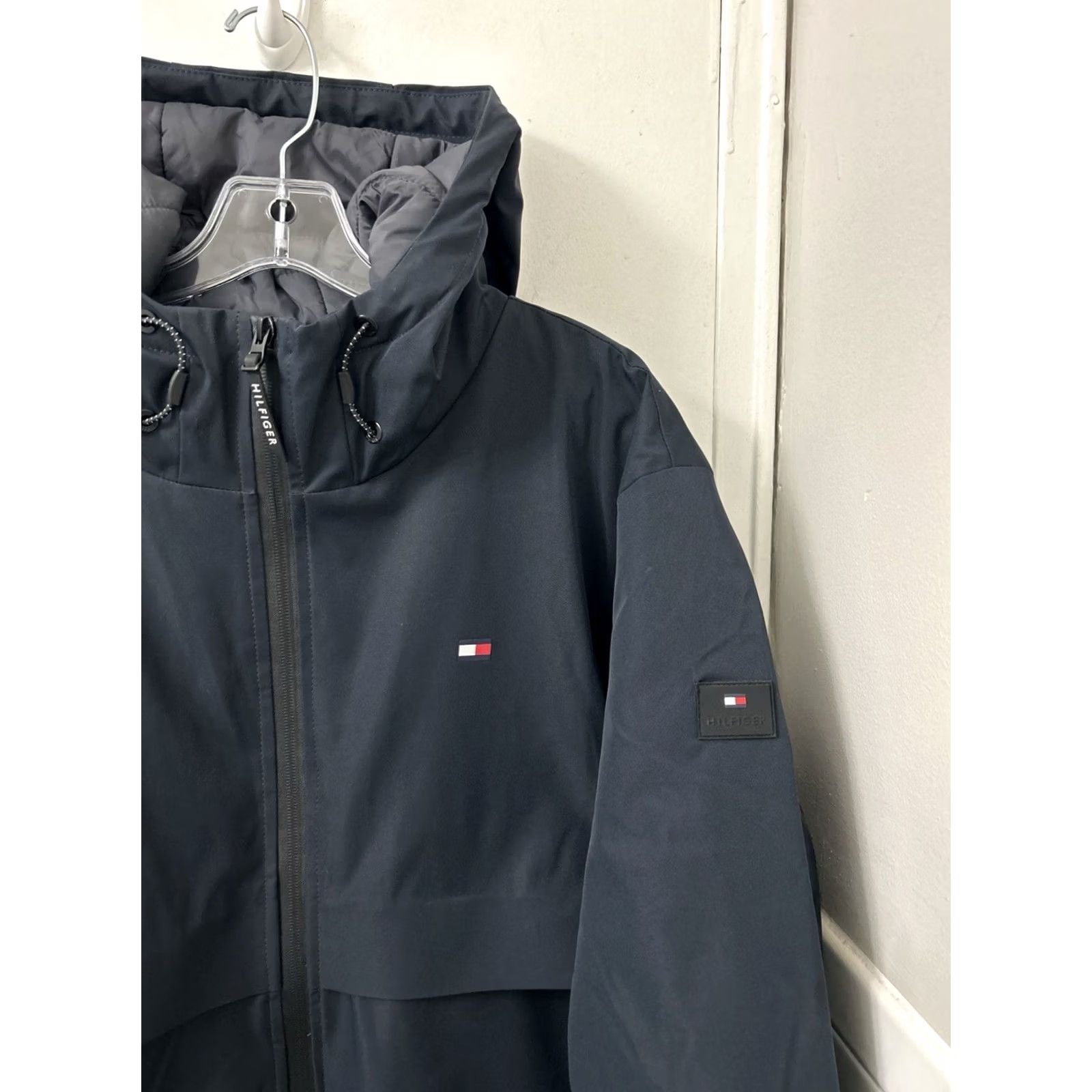 Tommy Hilfiger VINTAGE? No. Size US XXL / EU 58 / 5 - 4 Thumbnail