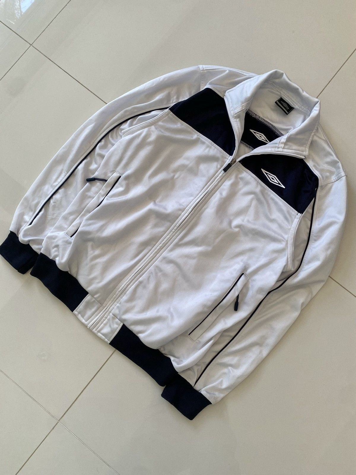 Umbro × Vintage Vintage Umbro Track Jacket – 90s/Y2K Grail – Rare – Size XS Size US XS / EU 42 / 0 - 6 Thumbnail
