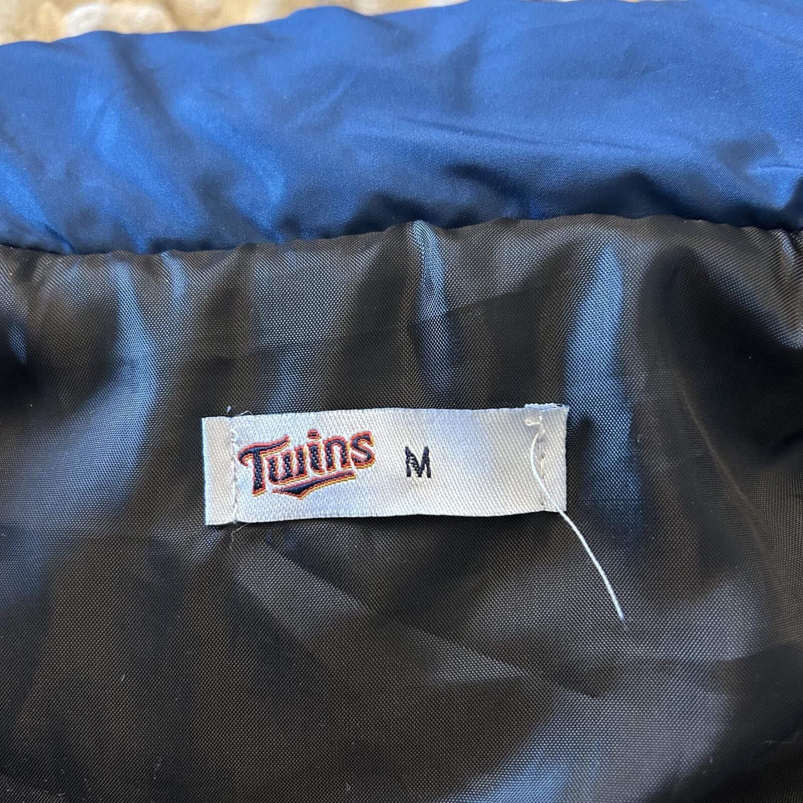 Twins Twins Ford Navy Puffer Vest Men’s M Baseball, Ford Cars Size US M / EU 48-50 / 2 - 4 Thumbnail