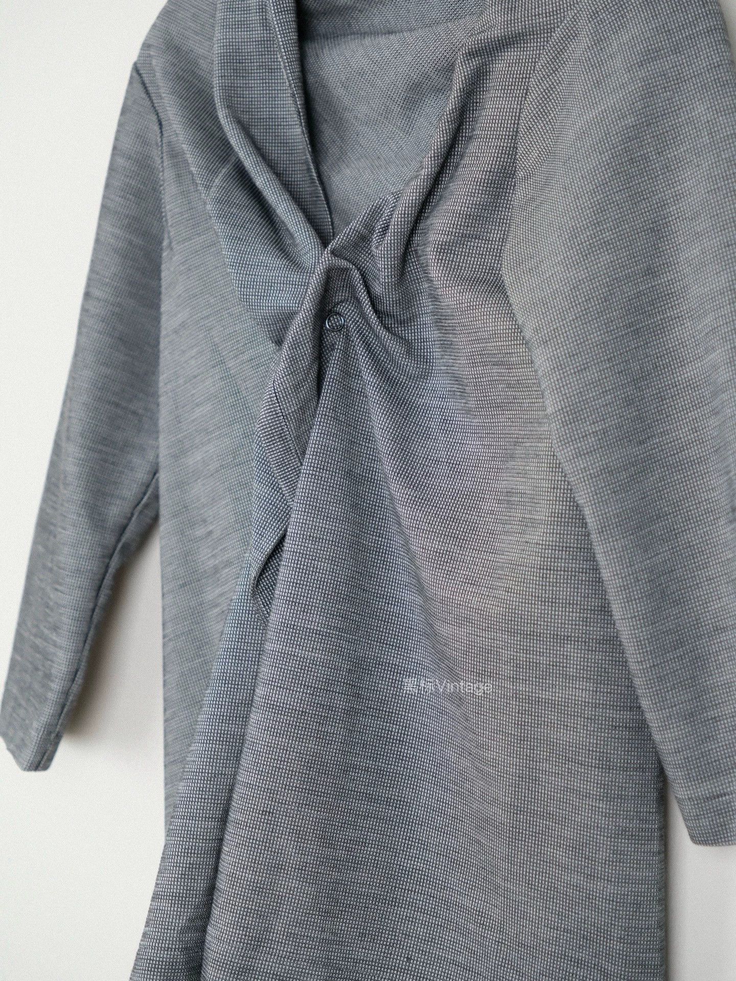 Yohji Yamamoto Yohji Yamamoto 16ss Vintage 2-Sided Pleated Knot Top Wmn Size XS / US 0-2 / IT 36-38 - 6 Thumbnail