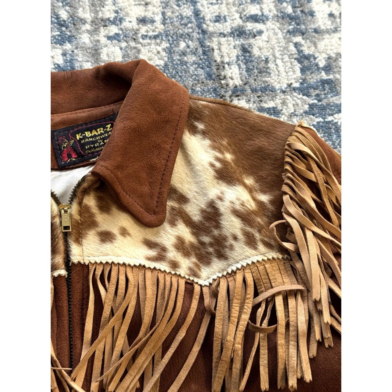 Vintage VINTAGE 1940s K-Bar-Z Brown Suede Cowhide Leather Fringe Jacket Women’s Sz M Shirt Womens Brown Cowhide Fringe Jacket 1940s K-Bar-Z Size M / US 6-8 / IT 42-44 - 3 Thumbnail