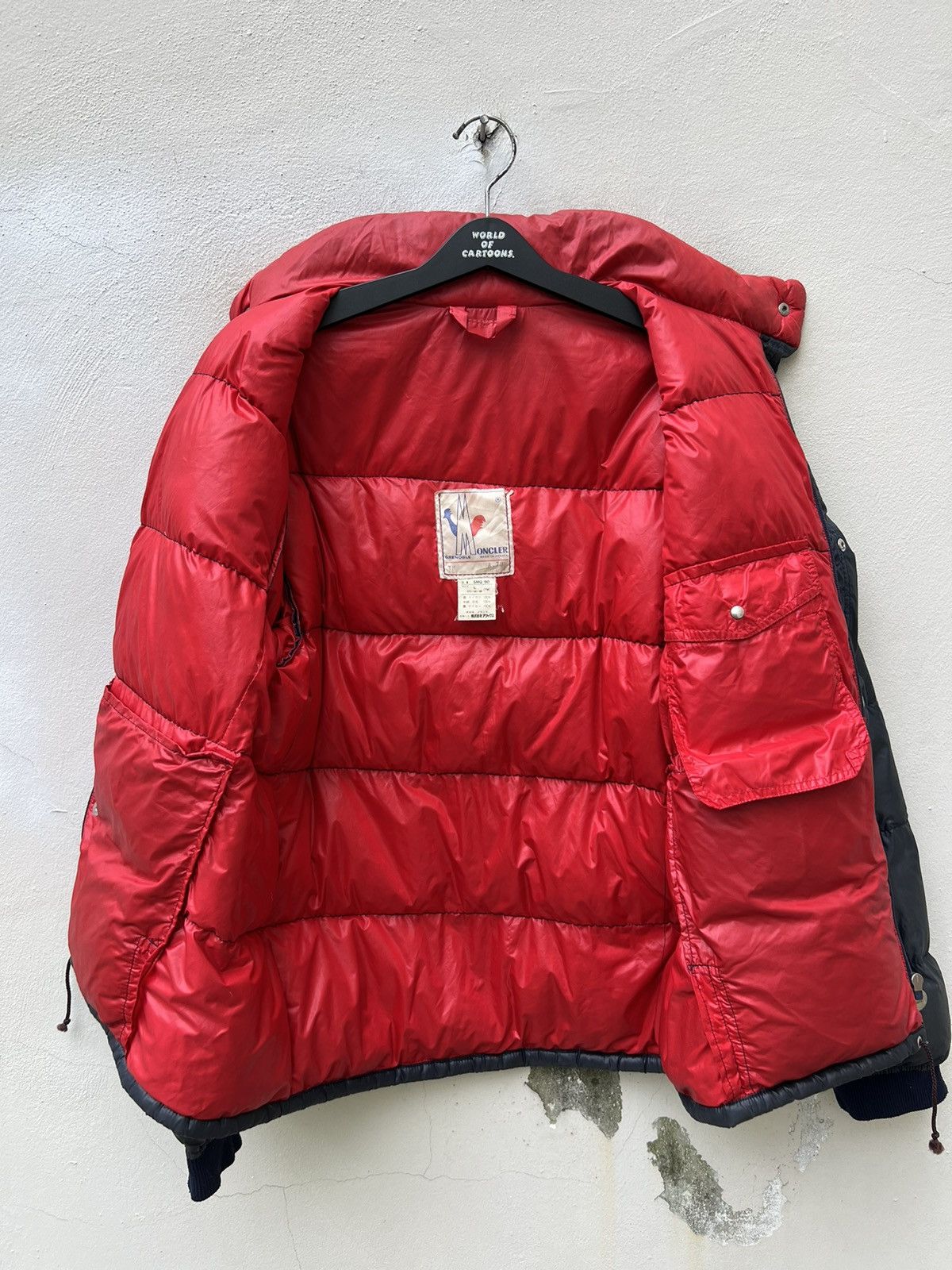 Moncler × Vintage Vintage Moncler Grenoble Sun Faded Black Down Puffer Jacket Size US L / EU 52-54 / 3 - 22 Thumbnail