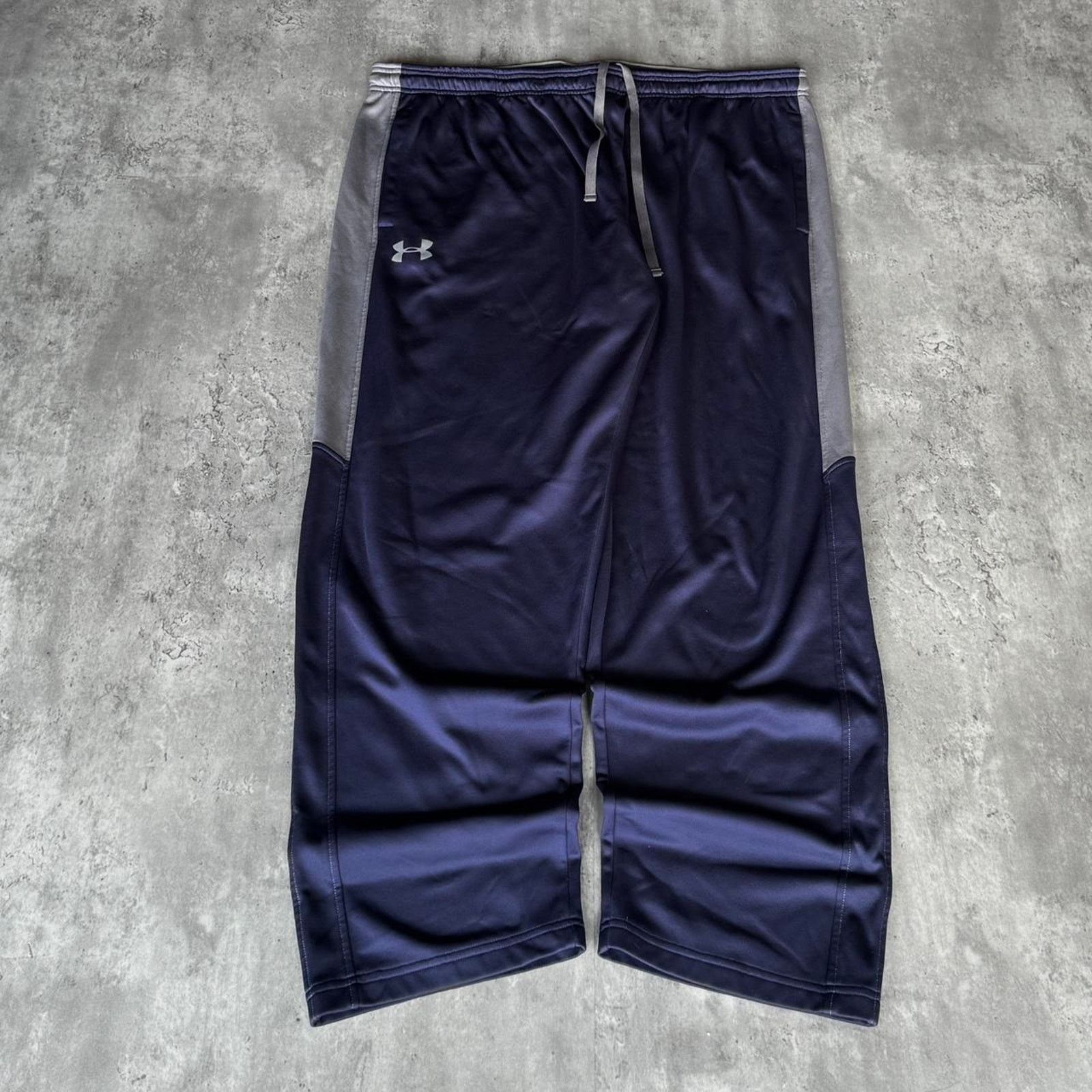 Under Armour × Vintage Under Armour Navy Blue & Grey Baggy Tech Sweatpants Size US 44 / EU 60 - 1 Thumbnail