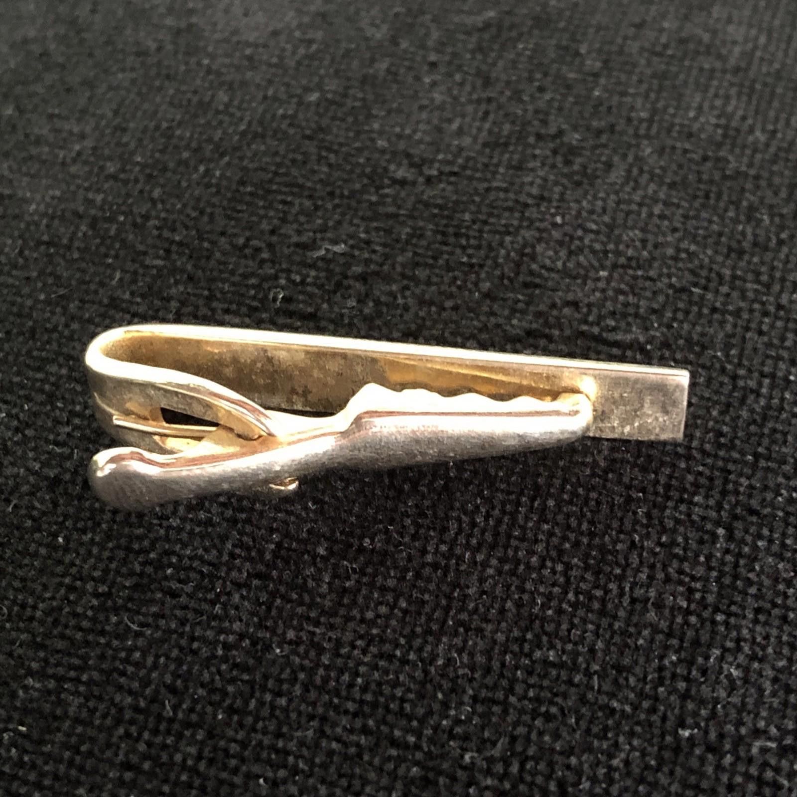 The Unbranded Brand 1-3/8" Diamond Cut Starburst Gold Tone Vintage Tie Clip Size ONE SIZE - 3 Thumbnail