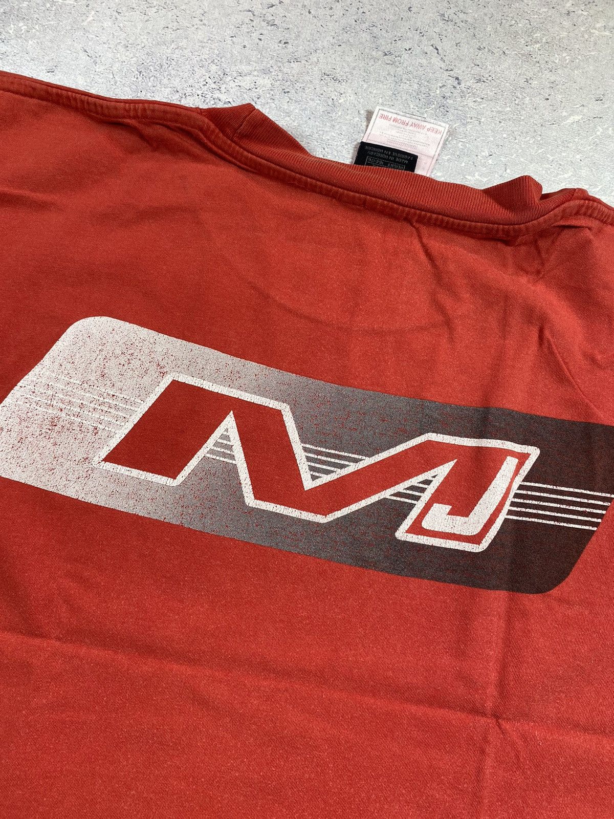 Jordan Brand × Nike × Vintage Vintage Jordan Brand Men’s Red T-Shirt With Big Logo Size US XL / EU 56 / 4 - 6 Thumbnail