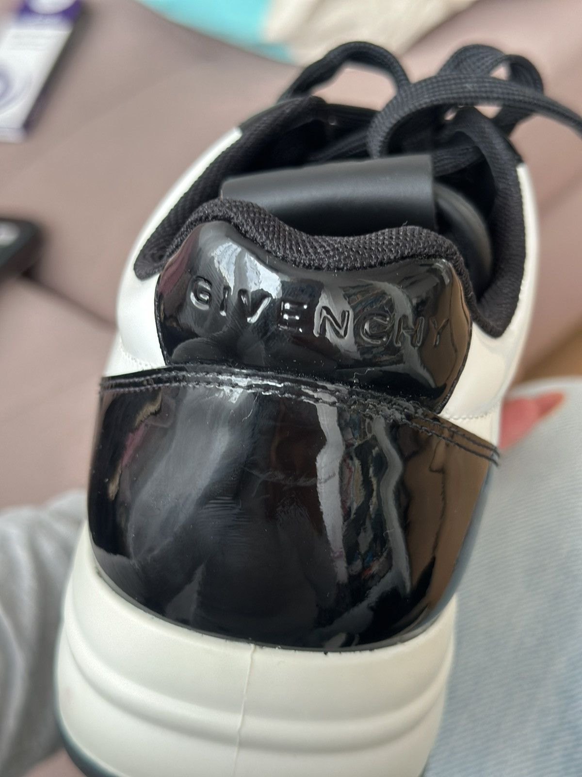 Givenchy Givenchy G4 leather low trainers designer sneakers premium Size US 9 / IT 39 - 9 Thumbnail