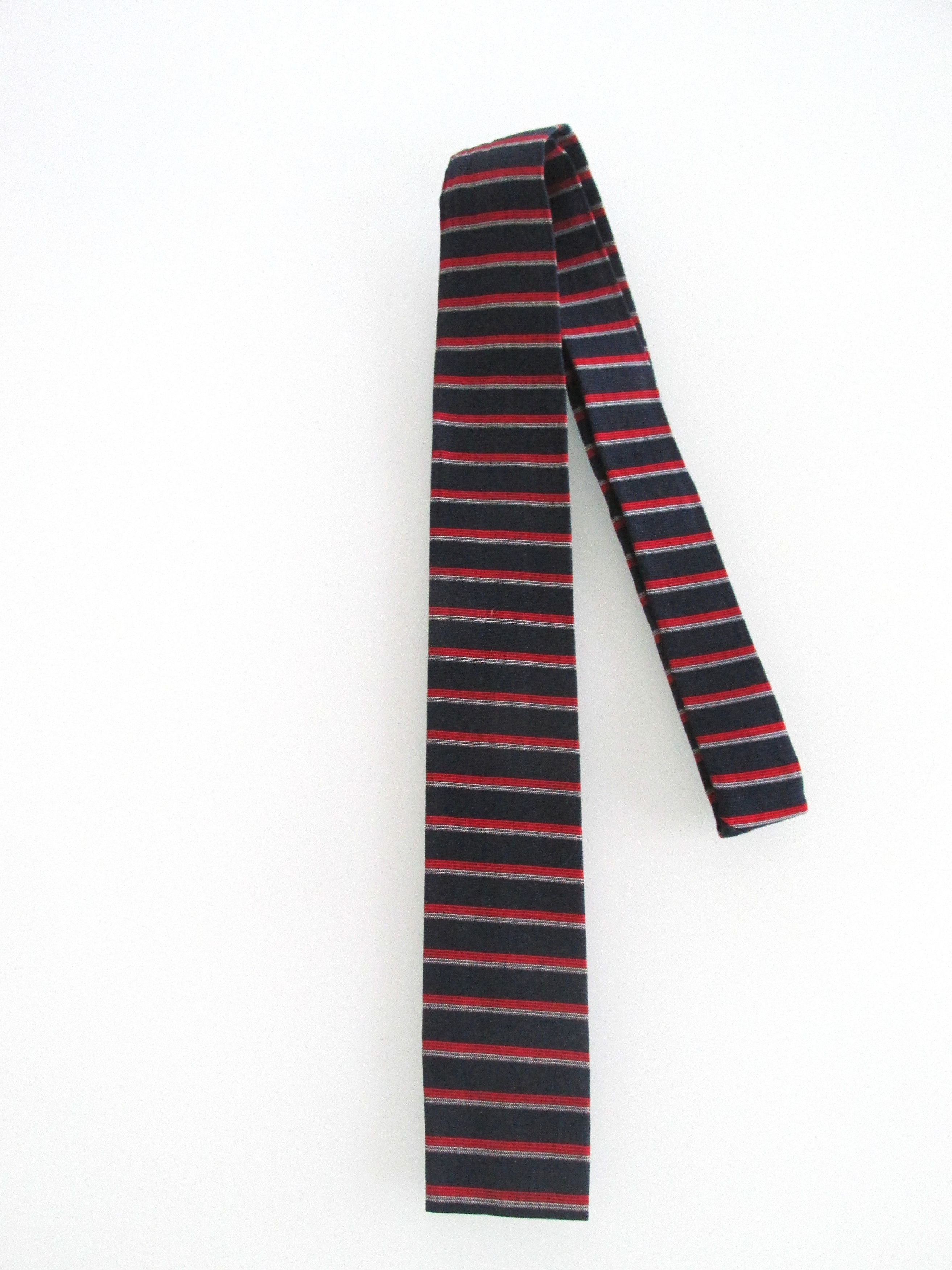 Van Heusen Van Heusen Flat/Square Bottom Vintage Men's Tie Size ONE SIZE - 1 Thumbnail