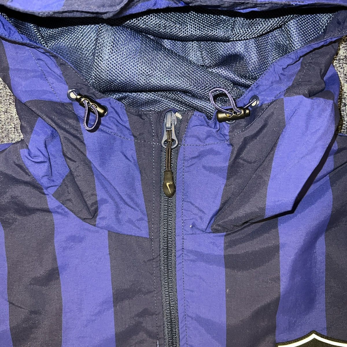 Nike Vintage 00s NIKE FCRB Stripe Hooded Windbreaker Jacket Size US XXL / EU 58 / 5 - 6 Thumbnail