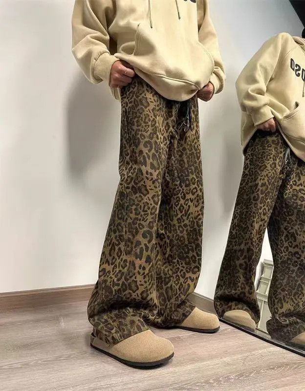 Designer × Japanese Brand Vintage leopard print casual baggy jeans Size US 33 - 2 Thumbnail