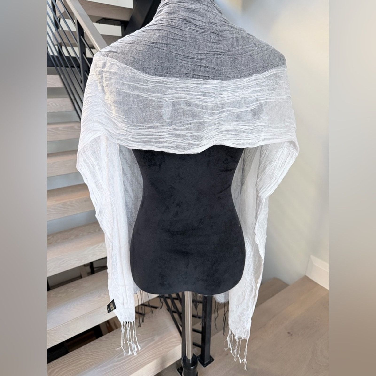 Laundry by Shelli Segal Laundry By Shelli Segal Sheer White Shawl Size ONE SIZE - 5 Thumbnail