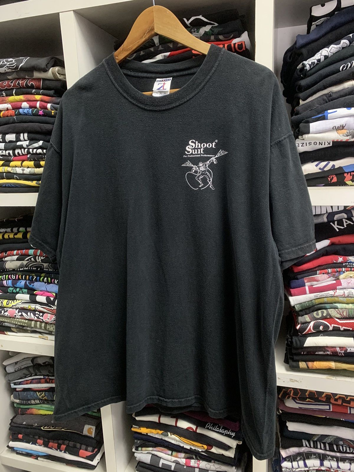 Jerzees × Vintage Vintage Shoot suit t-shirt Size US XL / EU 56 / 4 - 6 Thumbnail