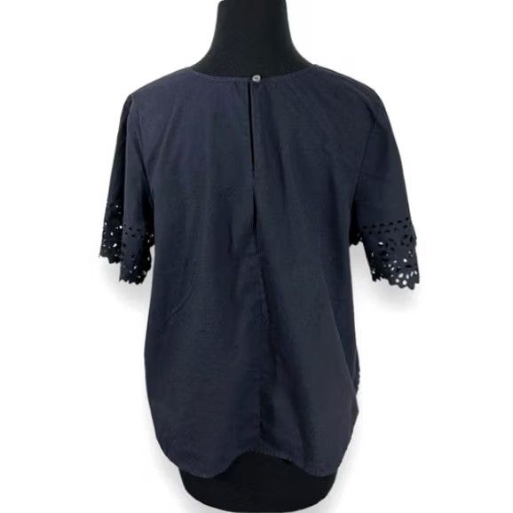 J.Crew J. Crew Blouse Womens 4 Navy Blue Eyelet Laser Cut Sleeve Keyhole Back Size S / US 4 / IT 40 - 2 Thumbnail