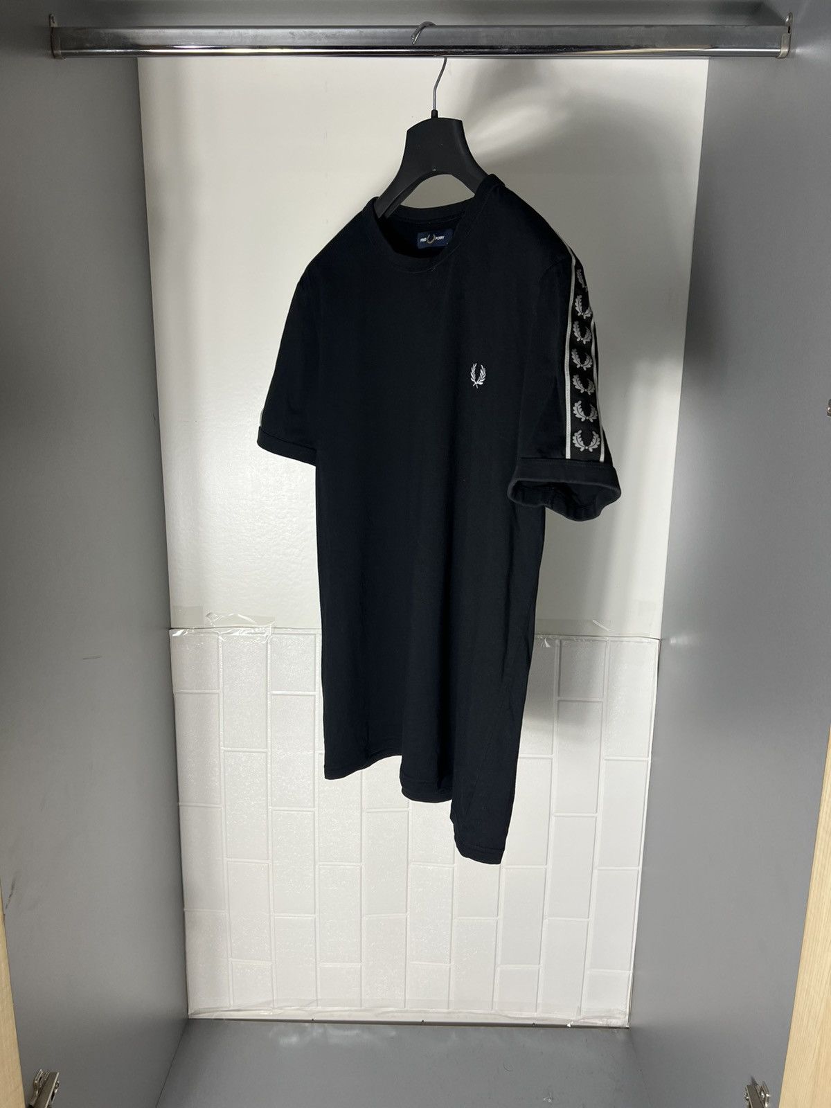 Fred Perry × Vintage VERY RARE FRED PERRY MONOGRAM LAMPAS T-SHIRT CLASSIC CASUAL Size US L / EU 52-54 / 3 - 4 Thumbnail