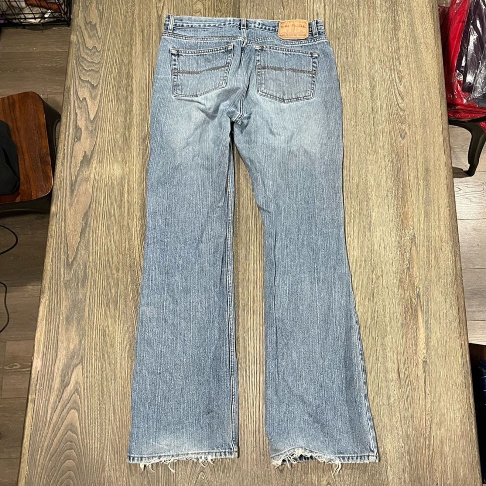 Express Y2K Express Low Rise Flare Jeans Raw Hem Denim Medium 11/12L Size 34" / US 12 / IT 48 - 4 Thumbnail