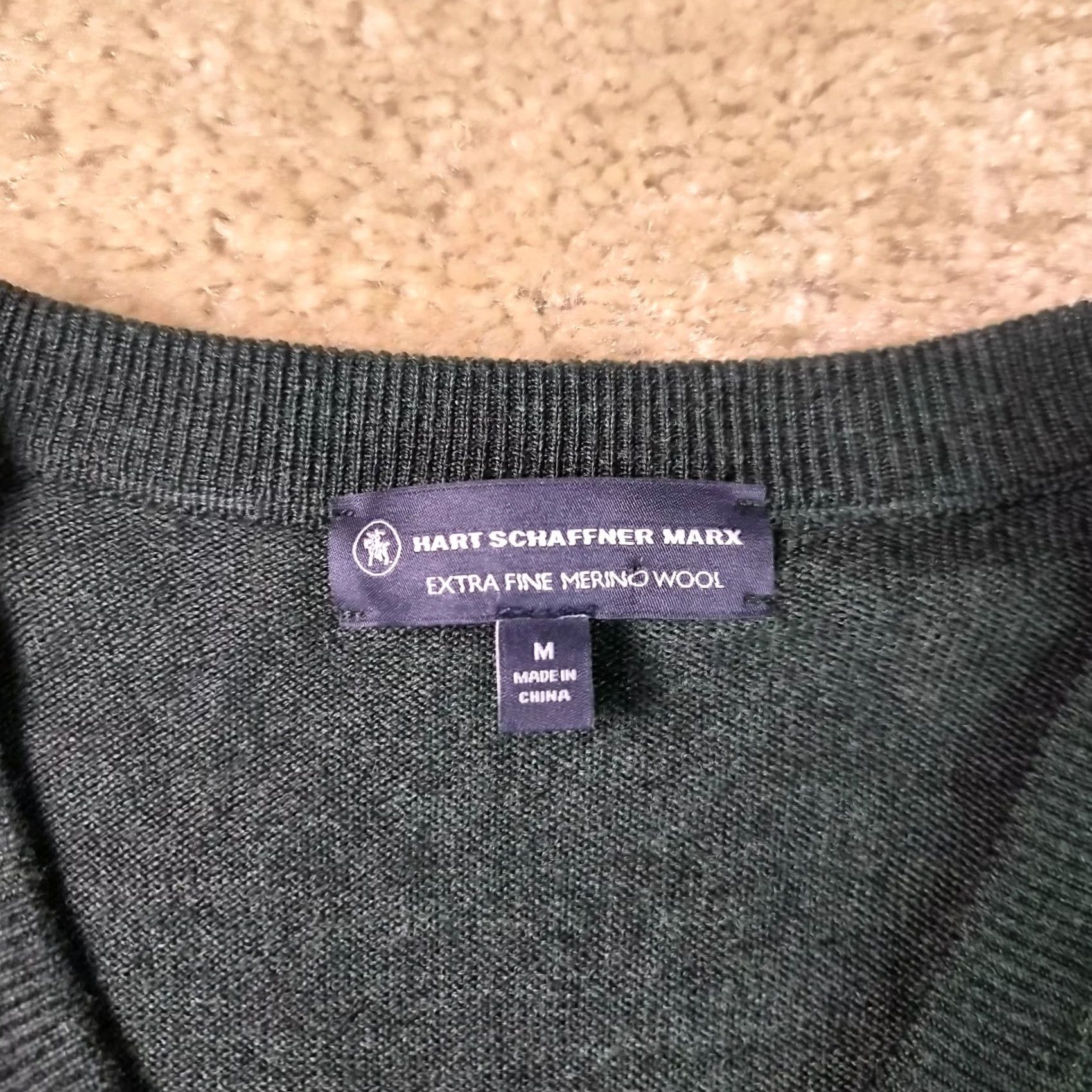 Hart Schaffner Marx Hart Schaffner Marx Mens V Neck Pullover Merino Wool Sweater Size XL Green Size US XL / EU 56 / 4 - 3 Thumbnail