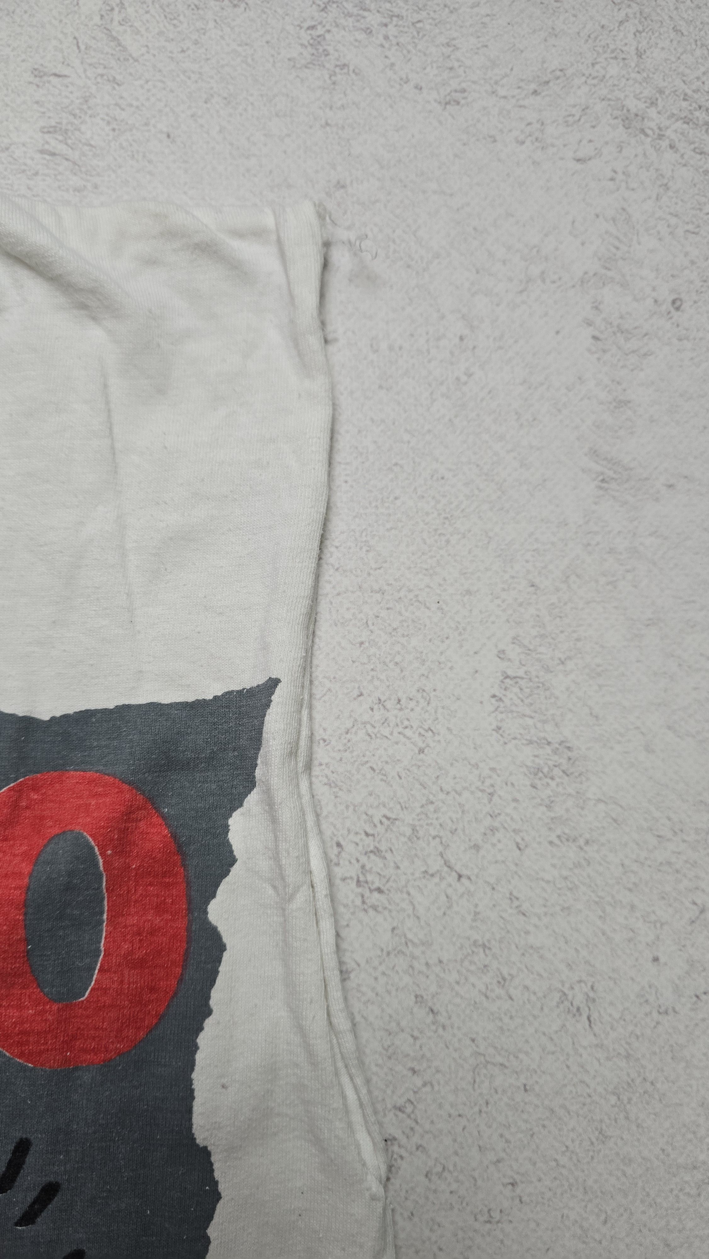 Other Vintage Chicago Bulls Tshirt By Magic Johnson Big Logo Print Size US M / EU 48-50 / 2 - 6 Thumbnail