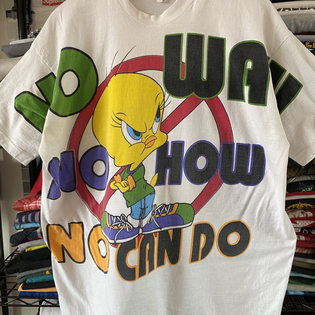 Warner Bros Vintage Looney Tunes T-Shirt Tweety Bird All Over Print 1997 Size US XXL / EU 58 / 5 - 2 Thumbnail
