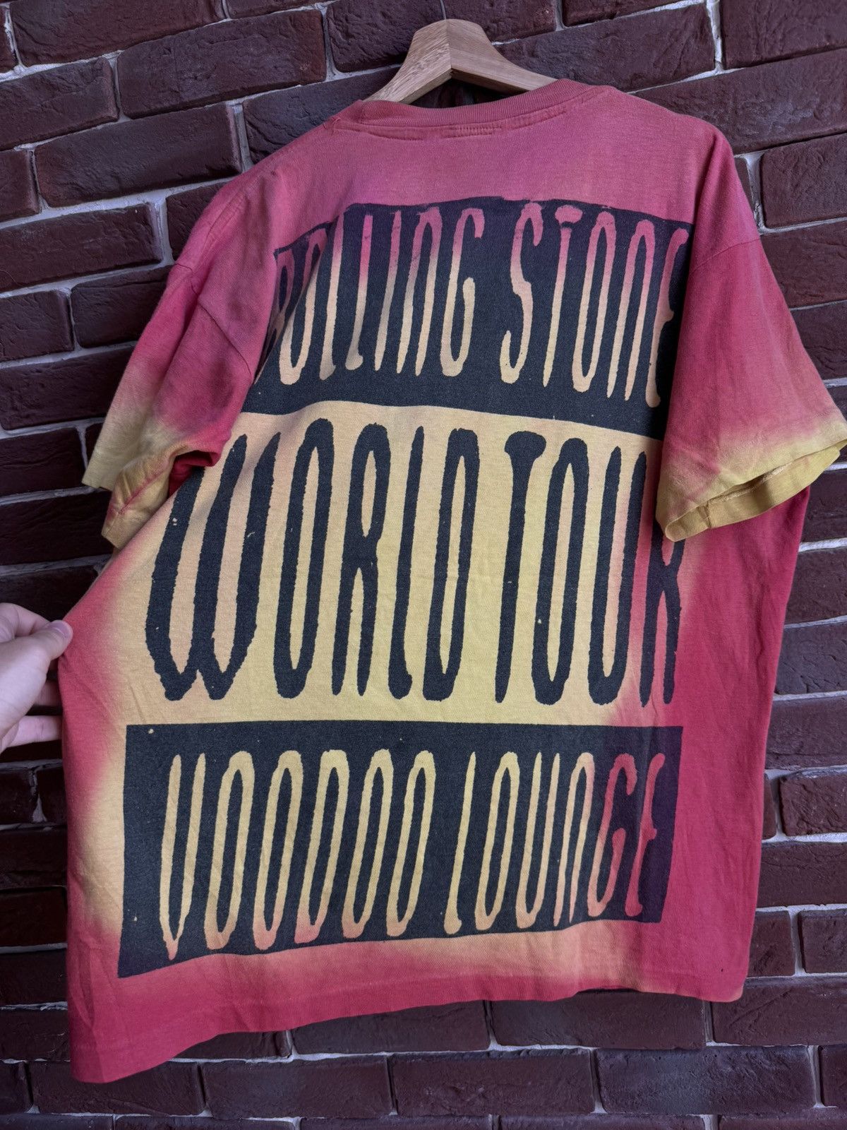 Band Tees × The Rolling Stones × Vintage Vintage 90s The Rolling Stones Voodoo Lounge Tour Band Tee Size US XL / EU 56 / 4 - 7 Thumbnail