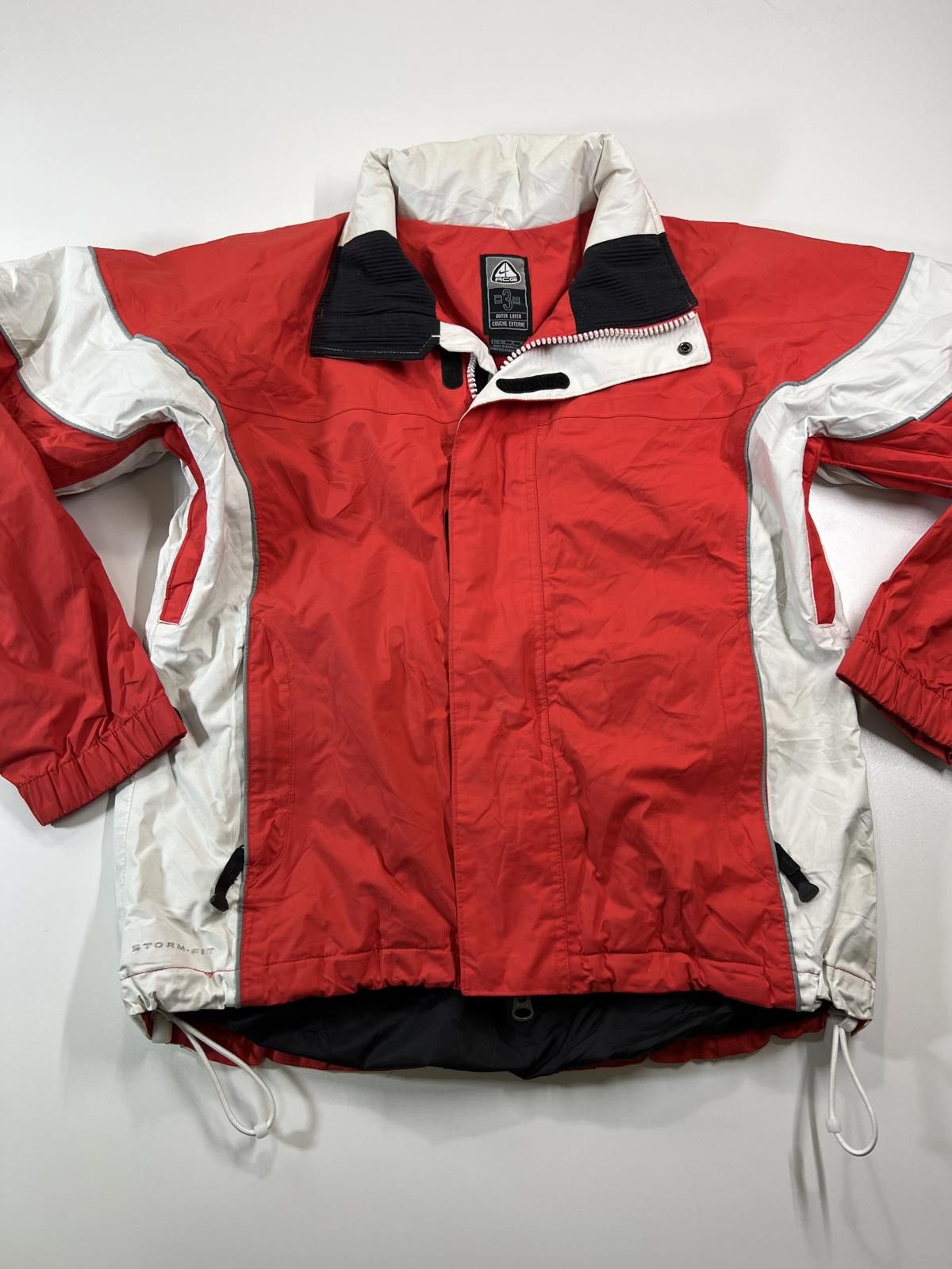 Nike ACG Vintage Nike ACG Red and White Outdoor Jacket Size US M / EU 48-50 / 2 - 1 Thumbnail