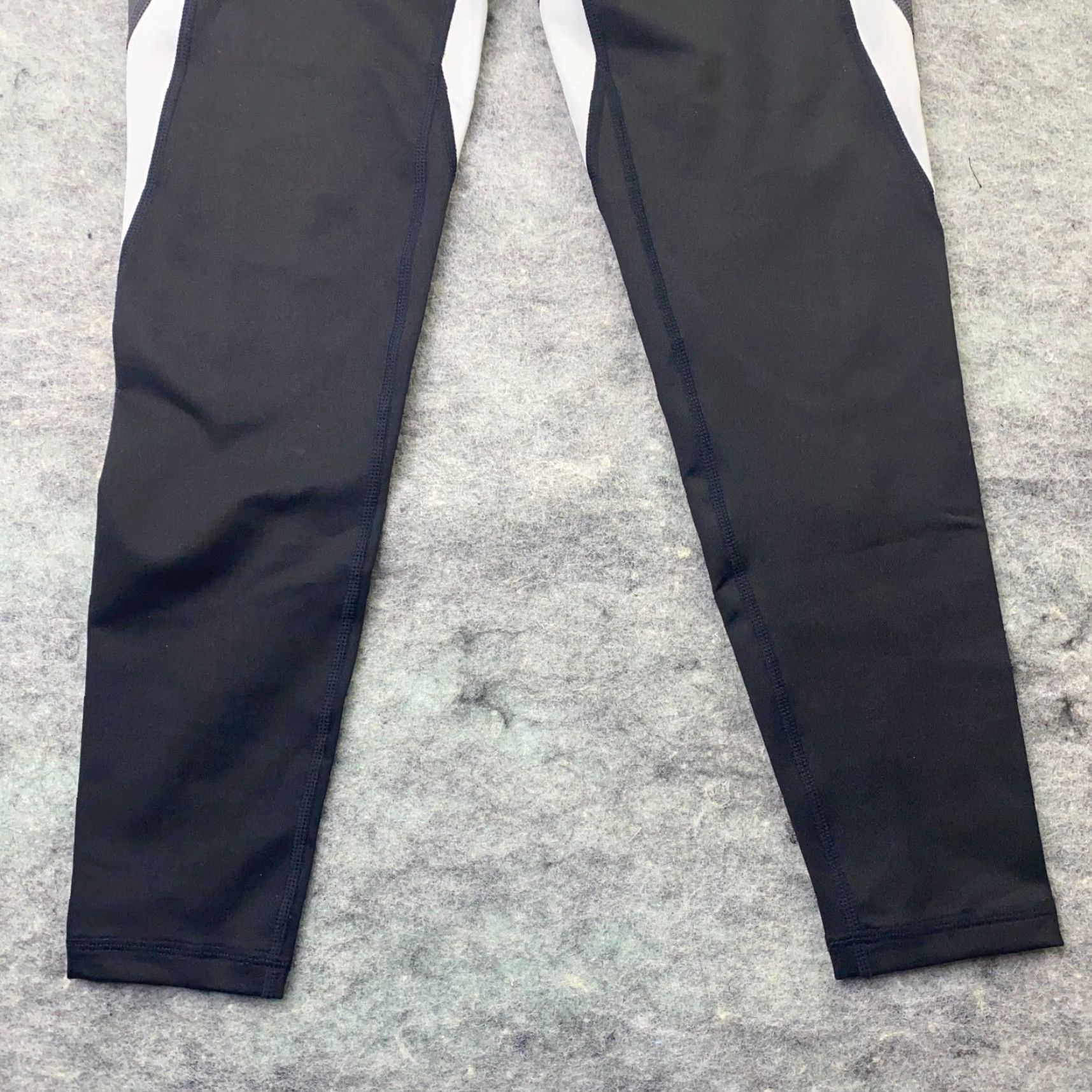 Vintage Ideology Womens Leggings XS Cropped Grey High Rise 7/8 Length With Pockets Sports Activewear Casual Size 26" / US 2 / IT 38 - 4 Thumbnail