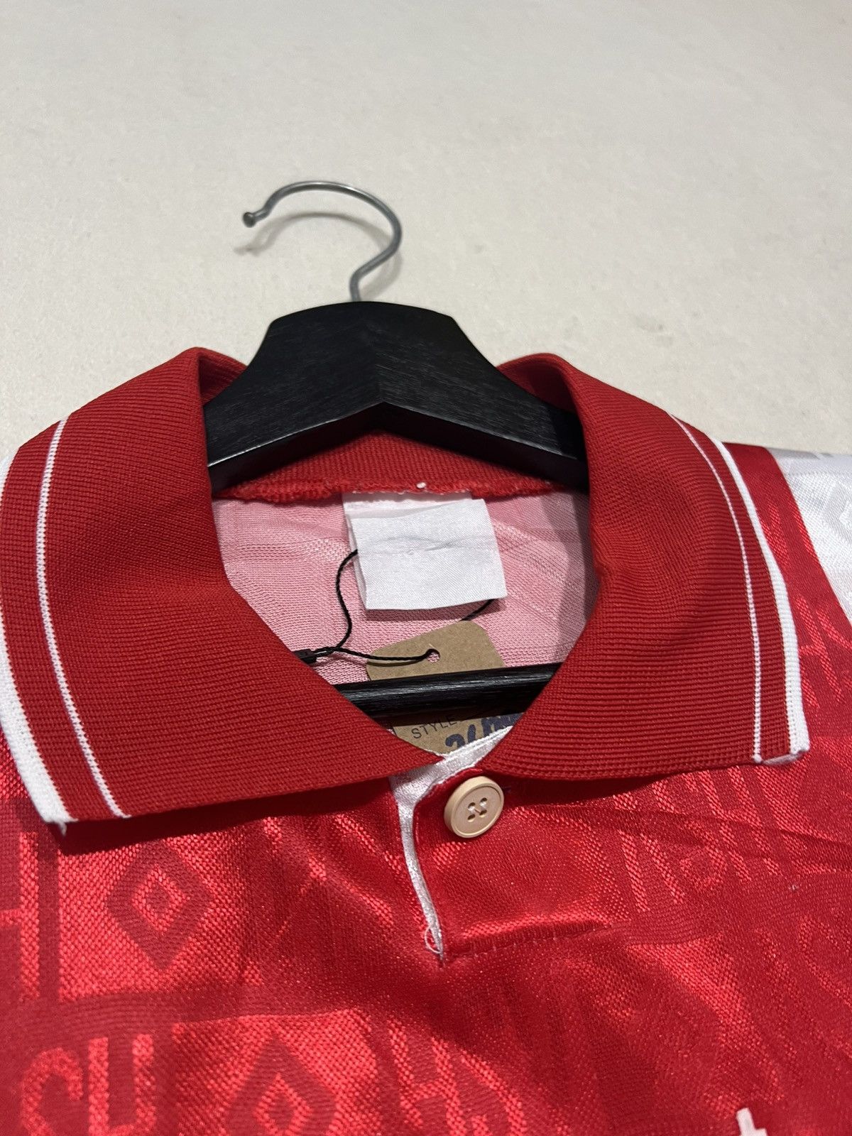 Other Hamburger SV 1997 Unisport Home Jersey Size US XL / EU 56 / 4 - 8 Thumbnail