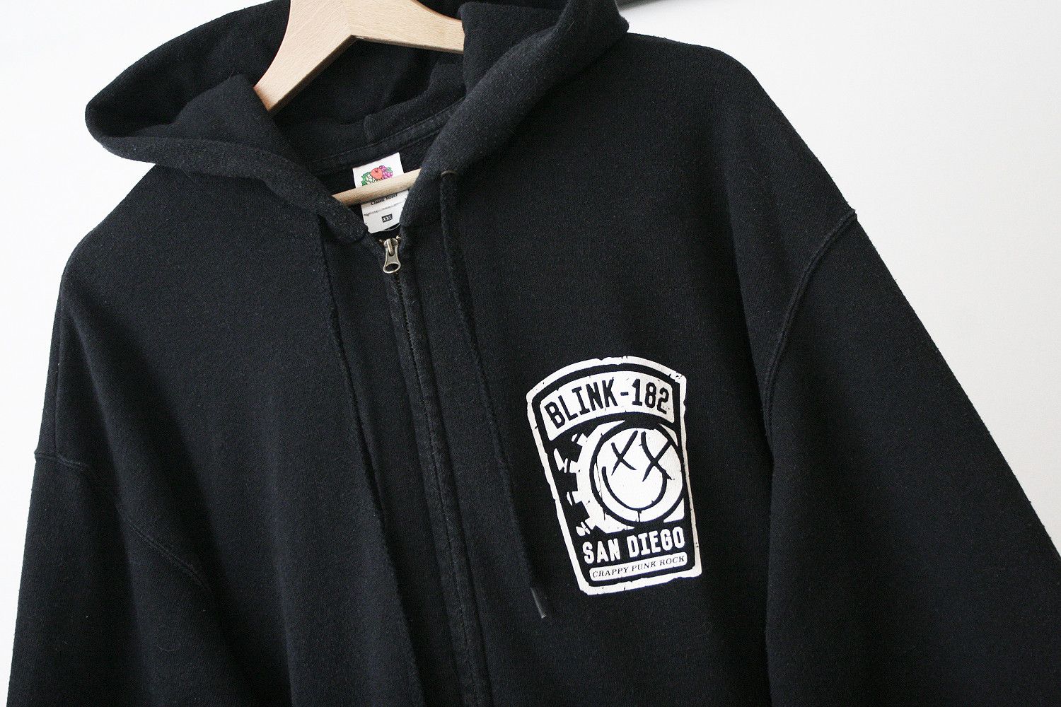 Band Tees Vintage Blink-182 Crappy Punk Rock Black Full Zip Hoodie Size US XXL / EU 58 / 5 - 4 Thumbnail