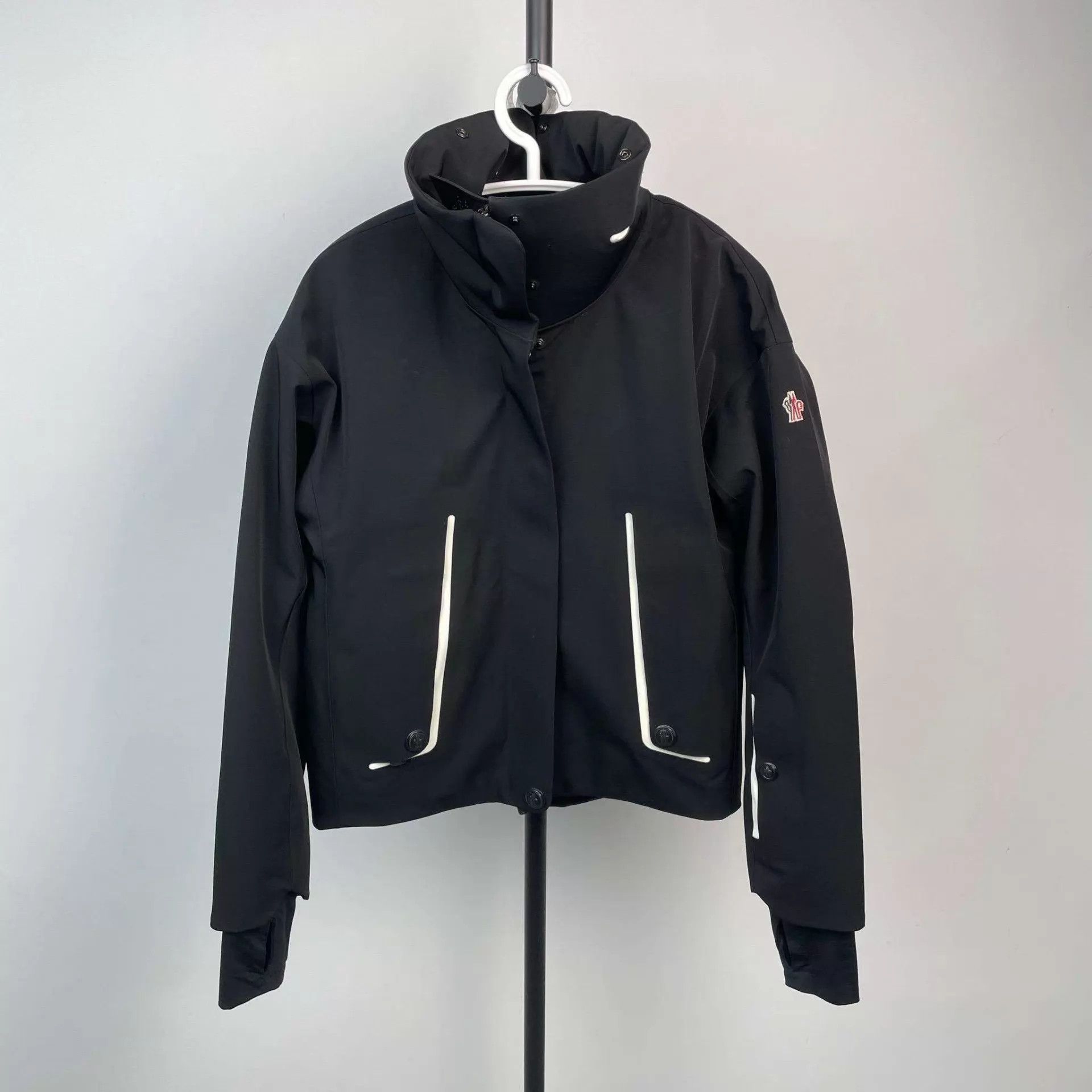 Moncler Moncler Black Padded Ski Jacket Size 0 260301LCC8X05 Size XS / US 0-2 / IT 36-38 - 1 Thumbnail