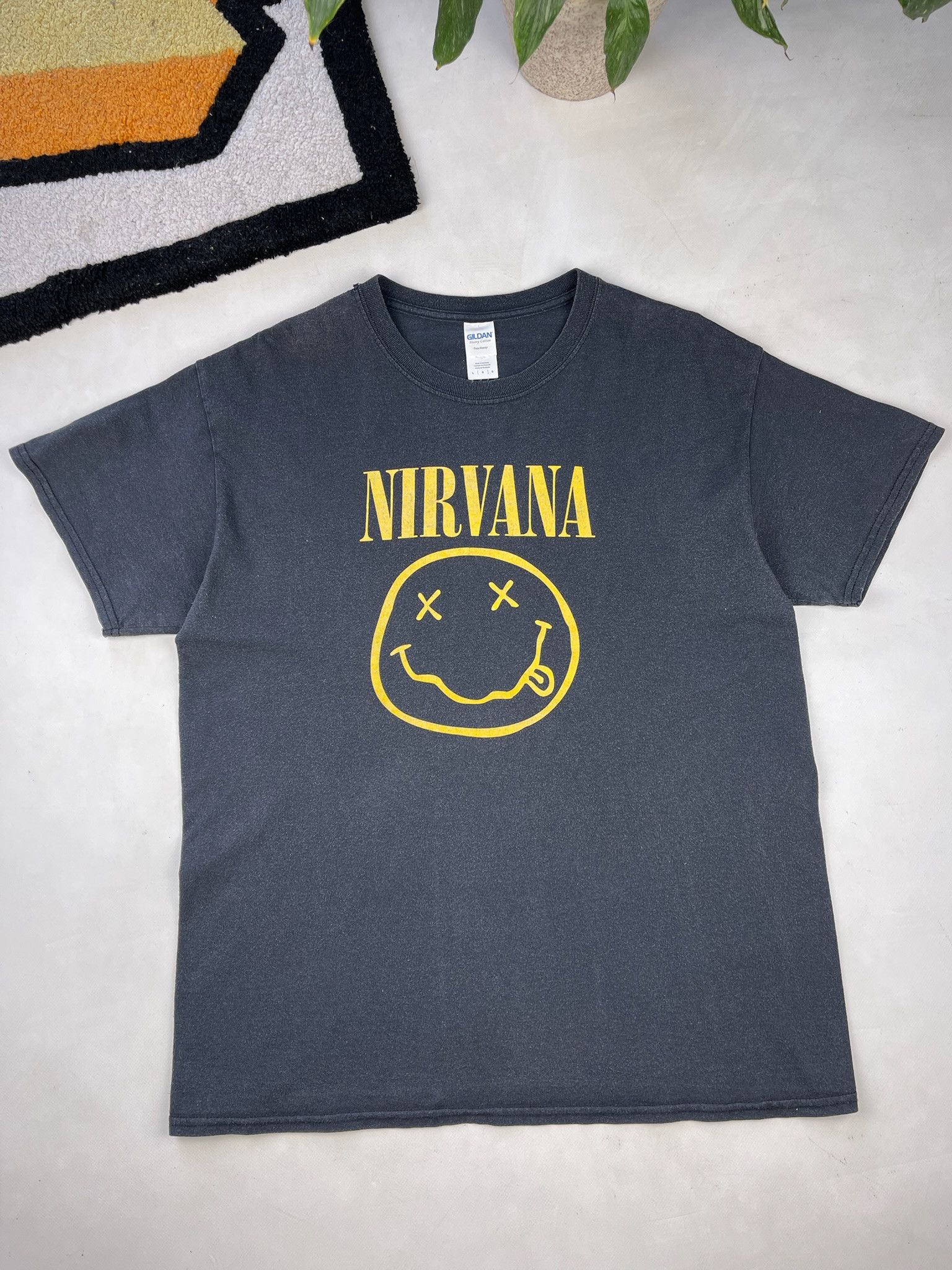 Band Tees Vintage Nirvana Smile Kurt Cobain Black Tee Size US L / EU 52-54 / 3 - 1 Thumbnail