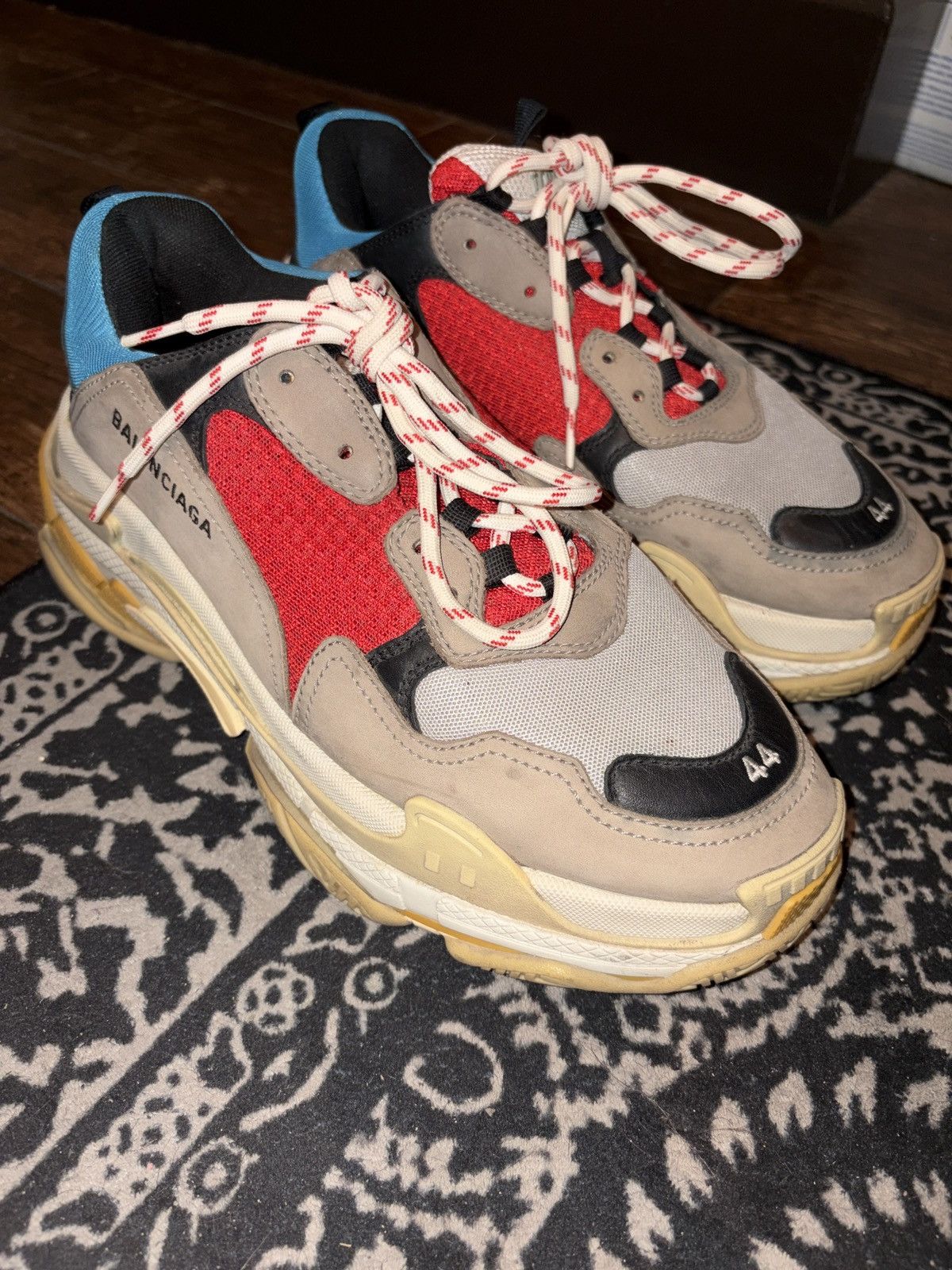 Balenciaga Balenciaga Triple S Red and Blue Size US 11 / EU 44 - 1 Thumbnail
