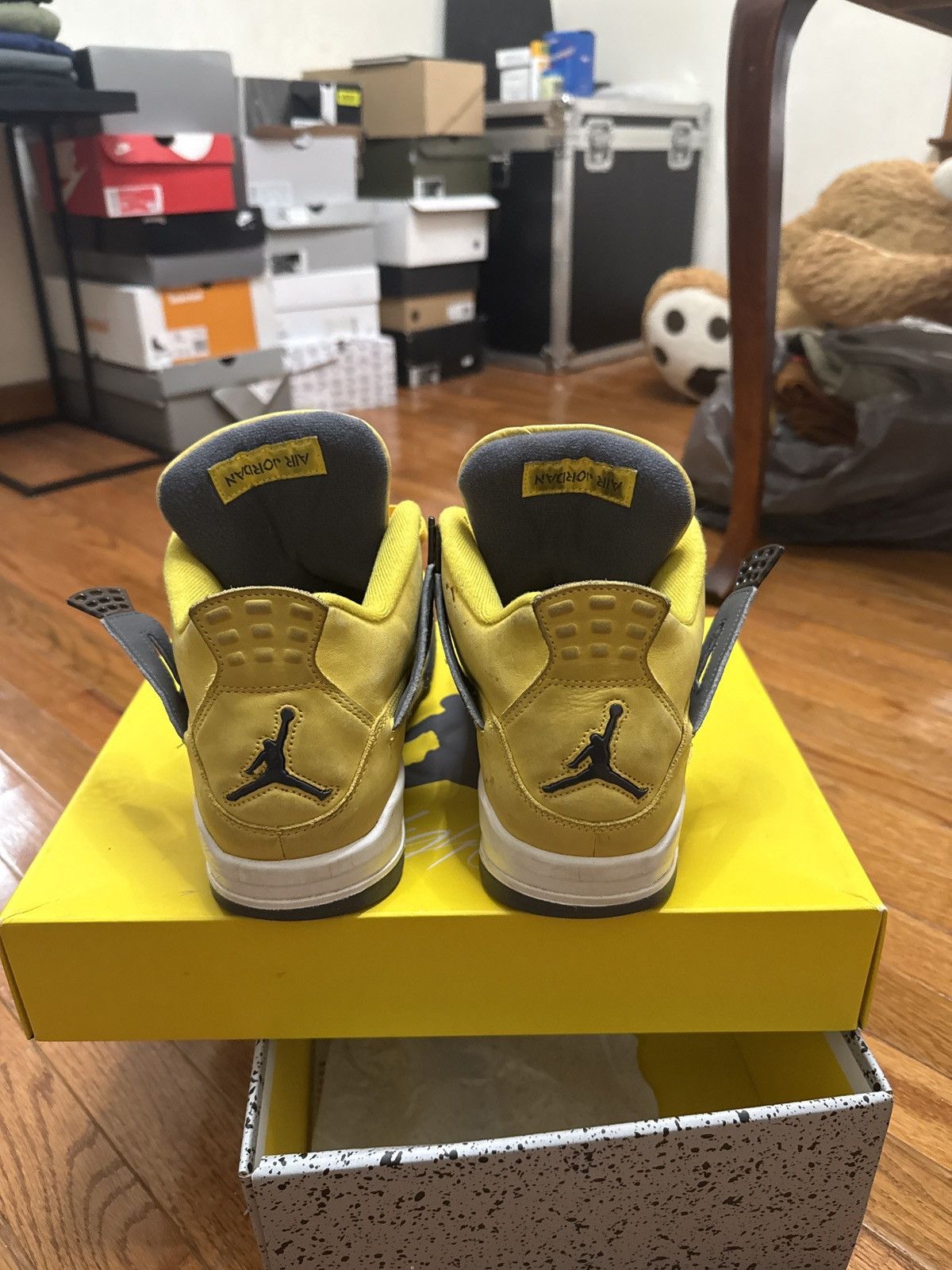 Jordan Brand Lighting Thunder Jordan 4s Size US 10 / EU 43 - 6 Thumbnail