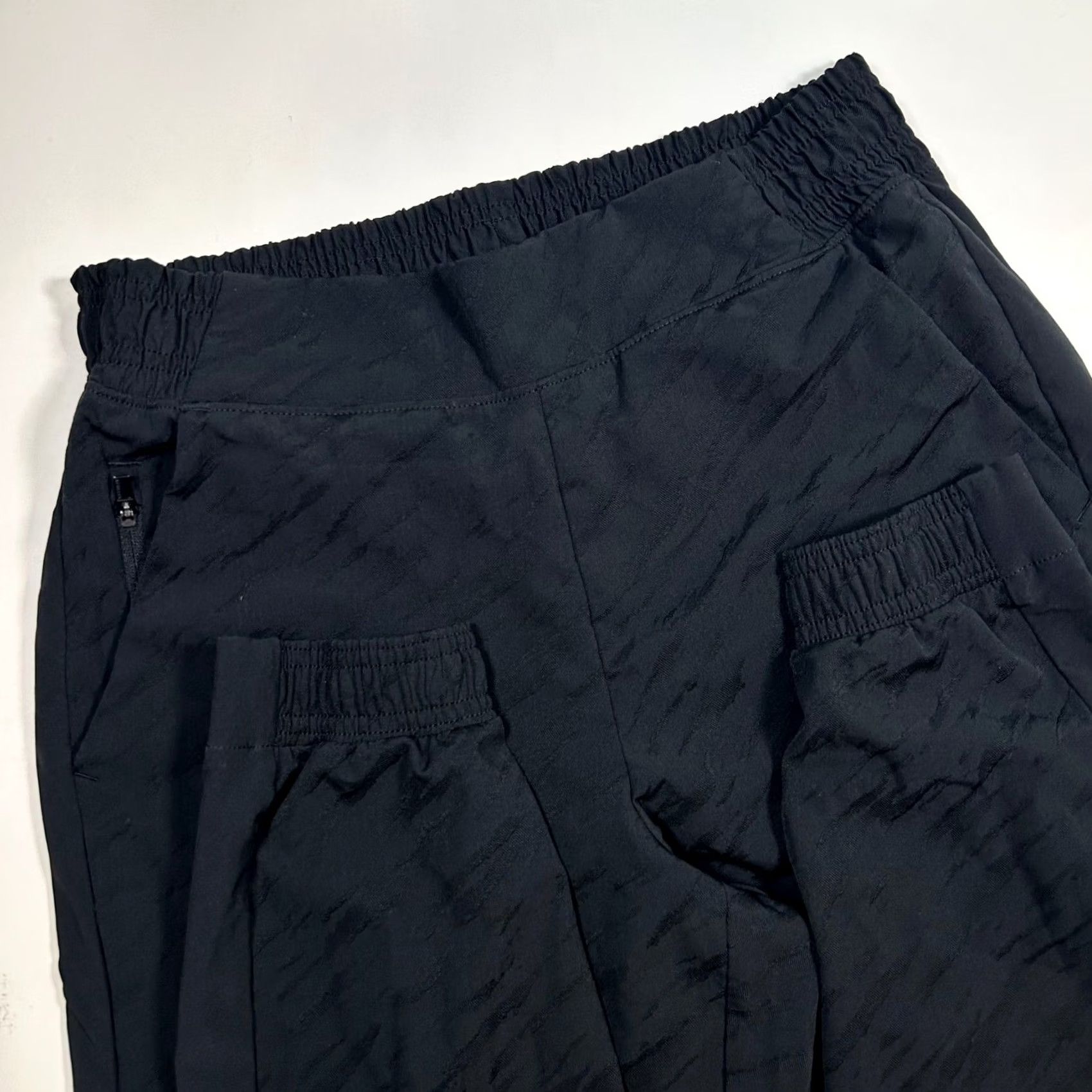Athleta Athleta Brooklyn Textured Jogger Pants Lightweight Black Womens 4 Size 27" / US 4 / IT 40 - 3 Thumbnail