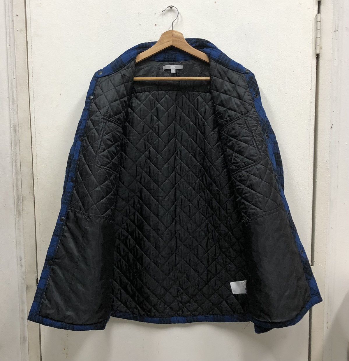 Uniqlo Uniqlo Flanel Checked Lined Quilted Shirt Jacket Size US XL / EU 56 / 4 - 4 Thumbnail
