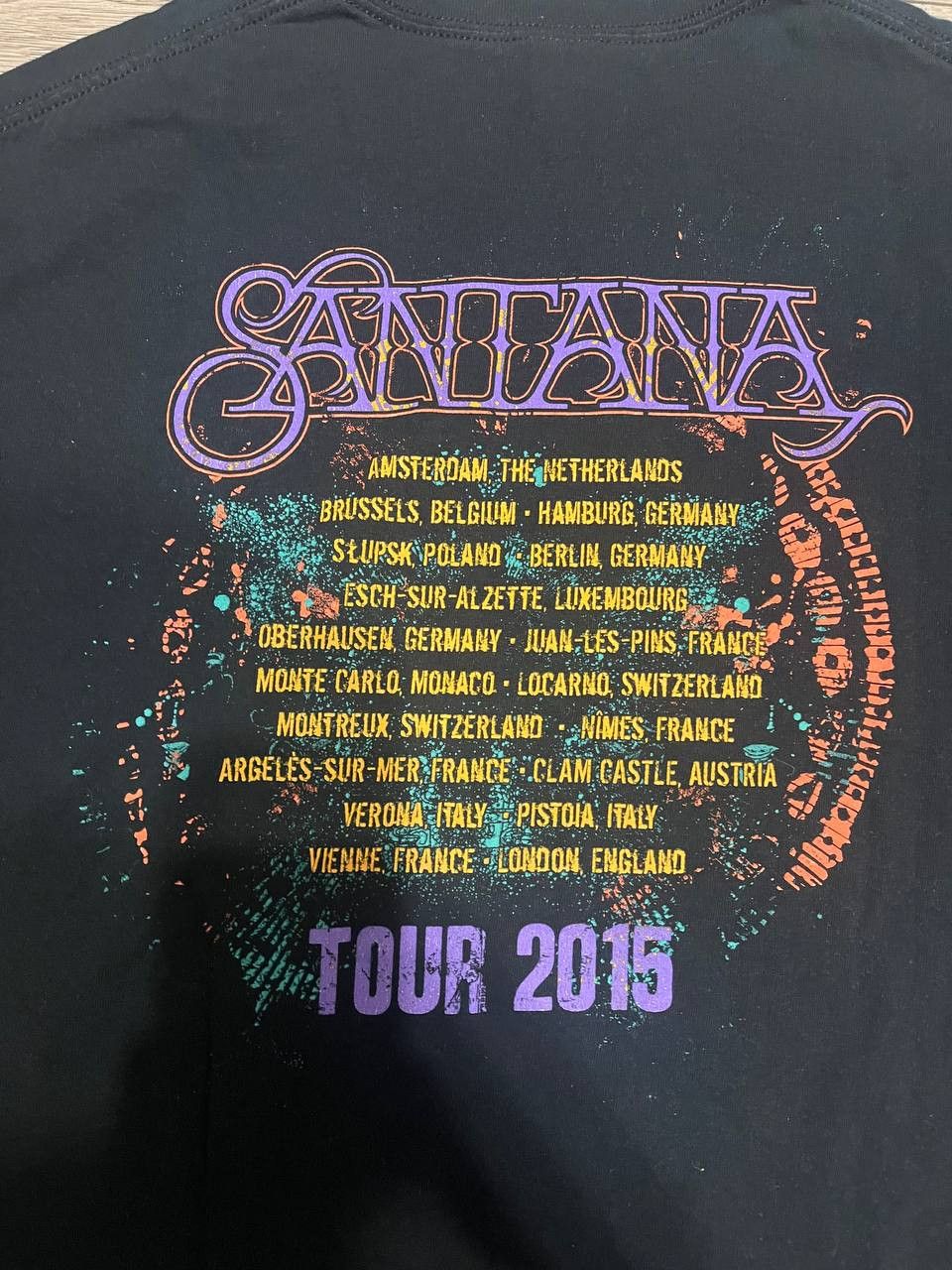 Band Tees × Gildan Santana T-shirt 2015 Size L Size US L / EU 52-54 / 3 - 3 Thumbnail