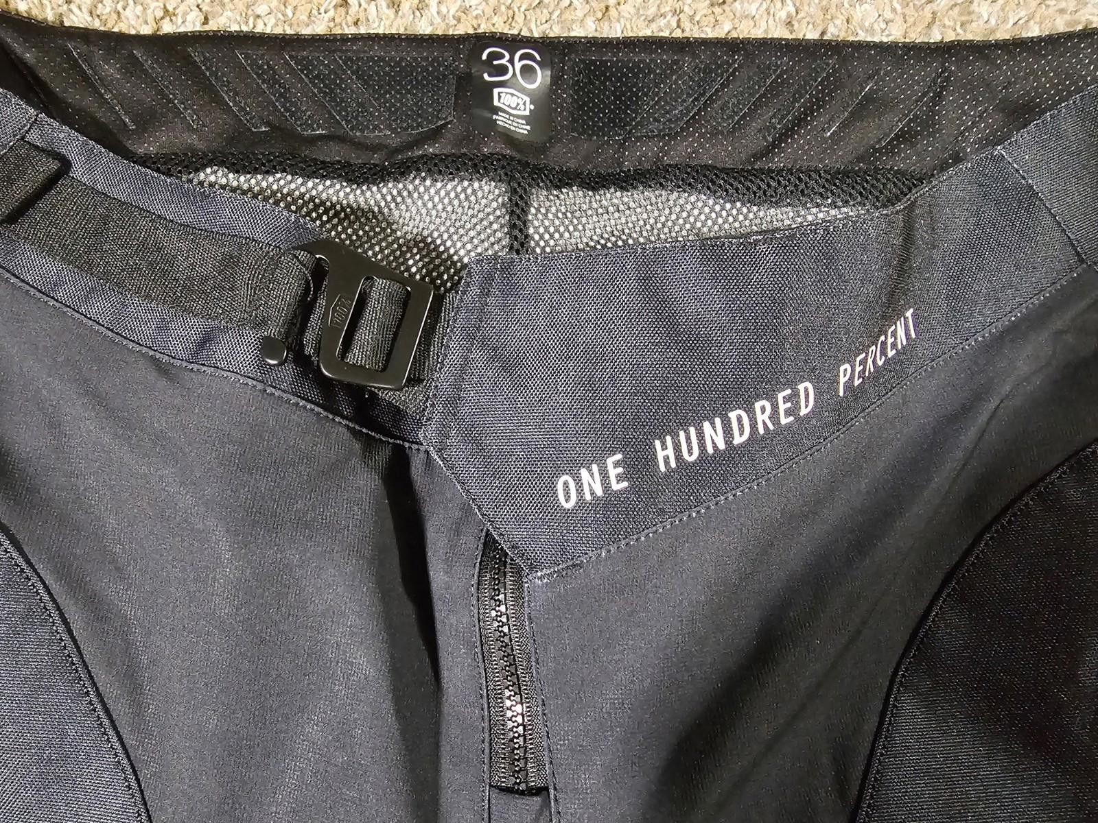 Designer 100% Mens 36 Downhill Cool R-Core Mountain Bike Shorts Black Size ONE SIZE - 2 Thumbnail