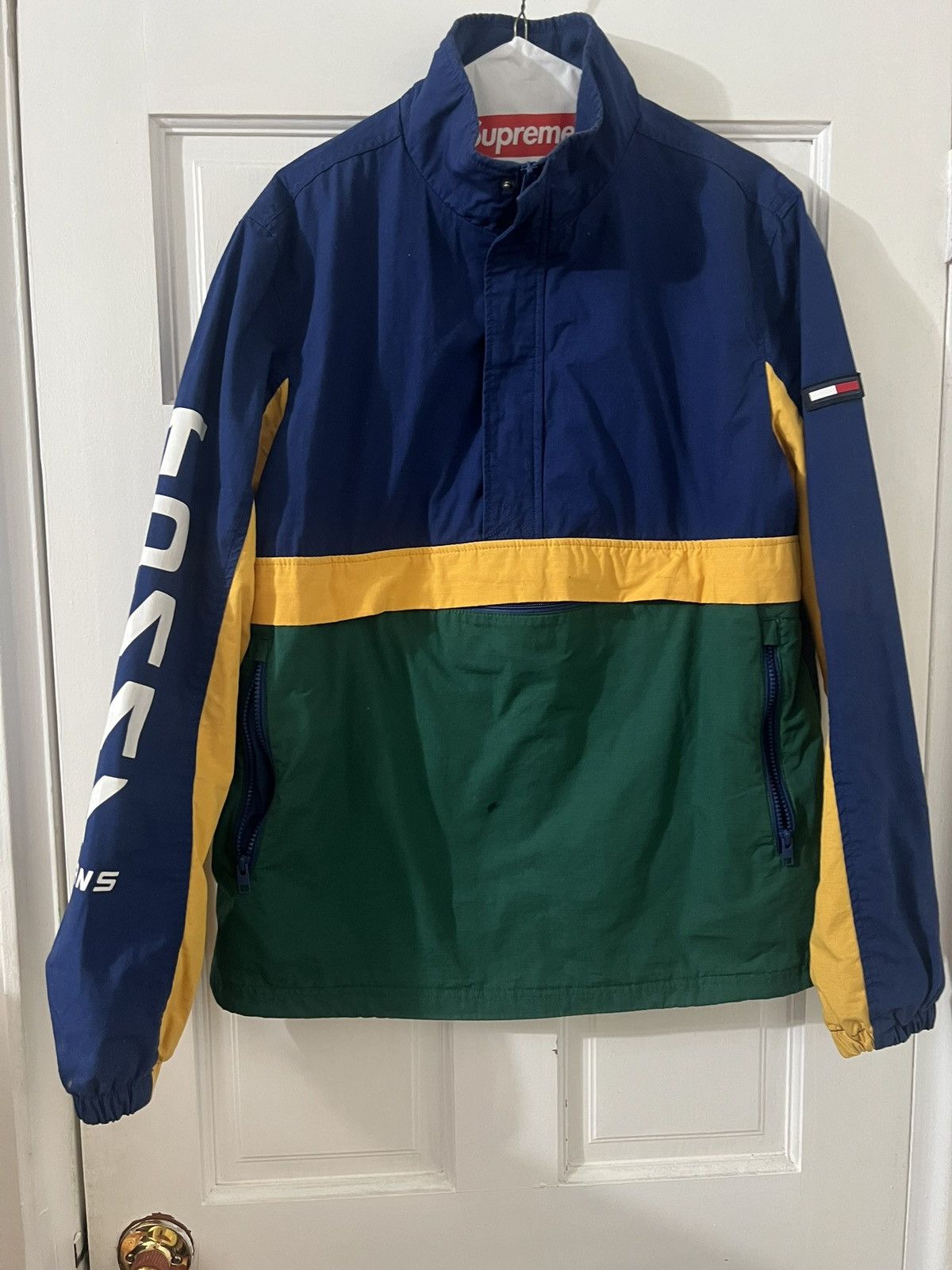 Tommy Hilfiger Tommy Hilfiger light jacket Size US M / EU 48-50 / 2 - 1 Thumbnail