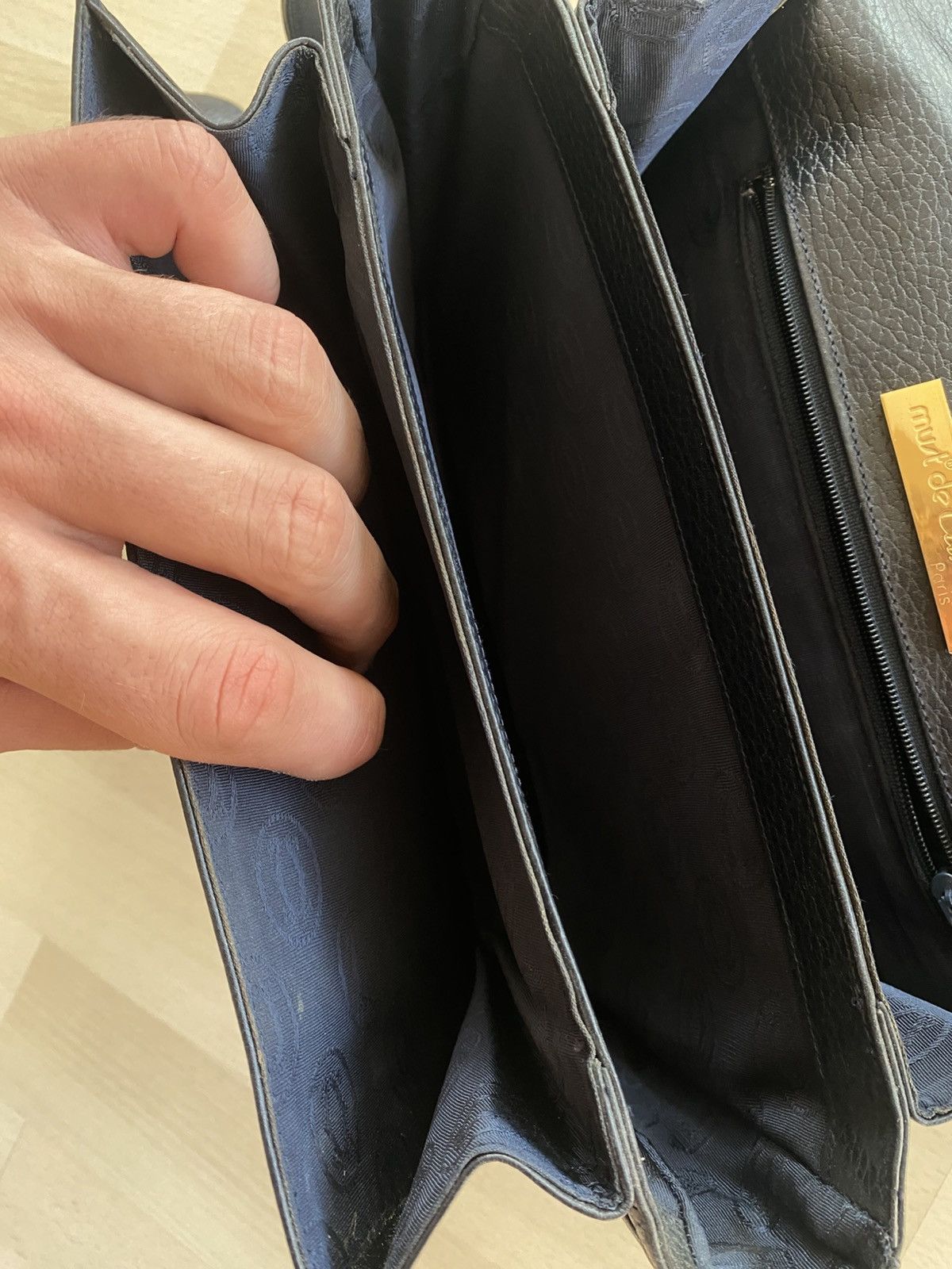 Cartier Vintage Must de Cartier Leather Crossbody Bag Size ONE SIZE - 10 Thumbnail