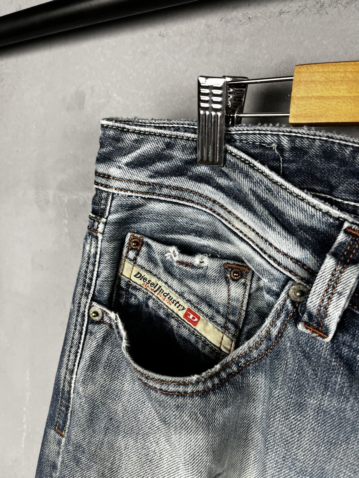 Diesel Black Gold Diesel Distressed Denim Pants Jeans Size US 36 / EU 52 - 5 Thumbnail