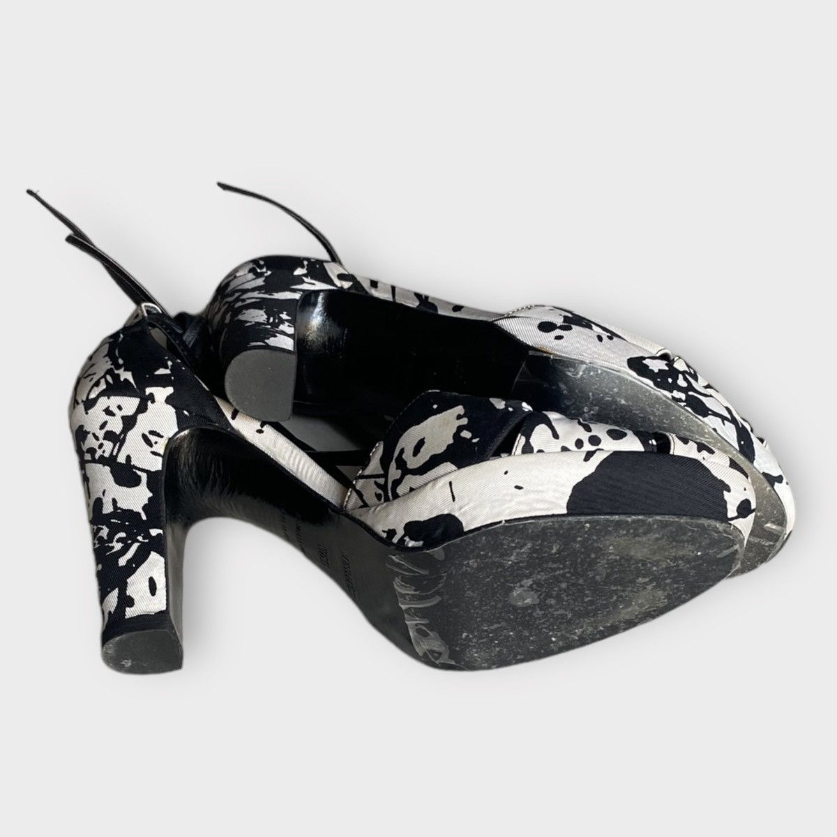 Hermes × Maison Margiela Hermès by Martin Margiela "Cheval Surprise" 2004. Size US 6.5 / IT 36.5 - 6 Thumbnail