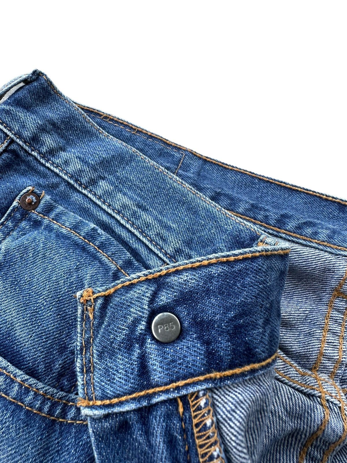 Levi's Levi’s 505 top button p85 denim jeans Size US 34 / EU 50 - 6 Thumbnail
