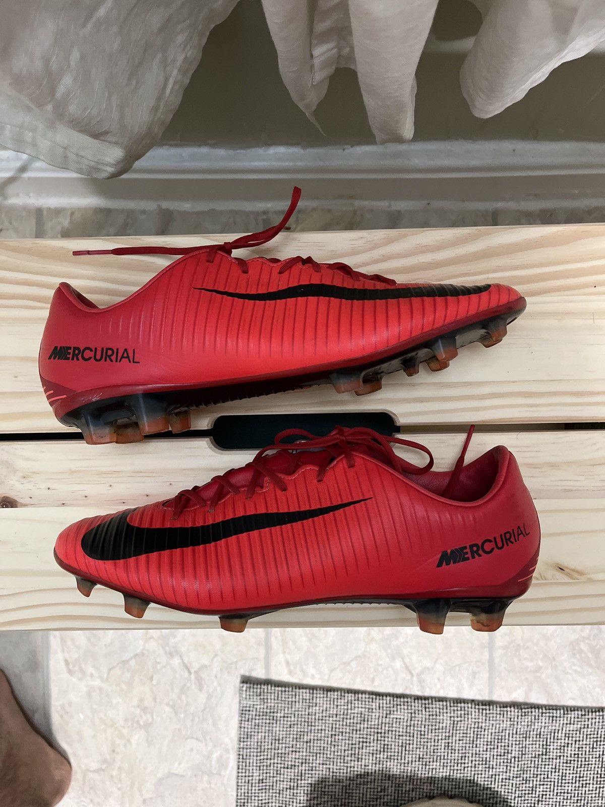 Nike NIKE MERCURIAL VAPOR ELITE XI FIRE RED Size US 8 / EU 41 - 2 Thumbnail
