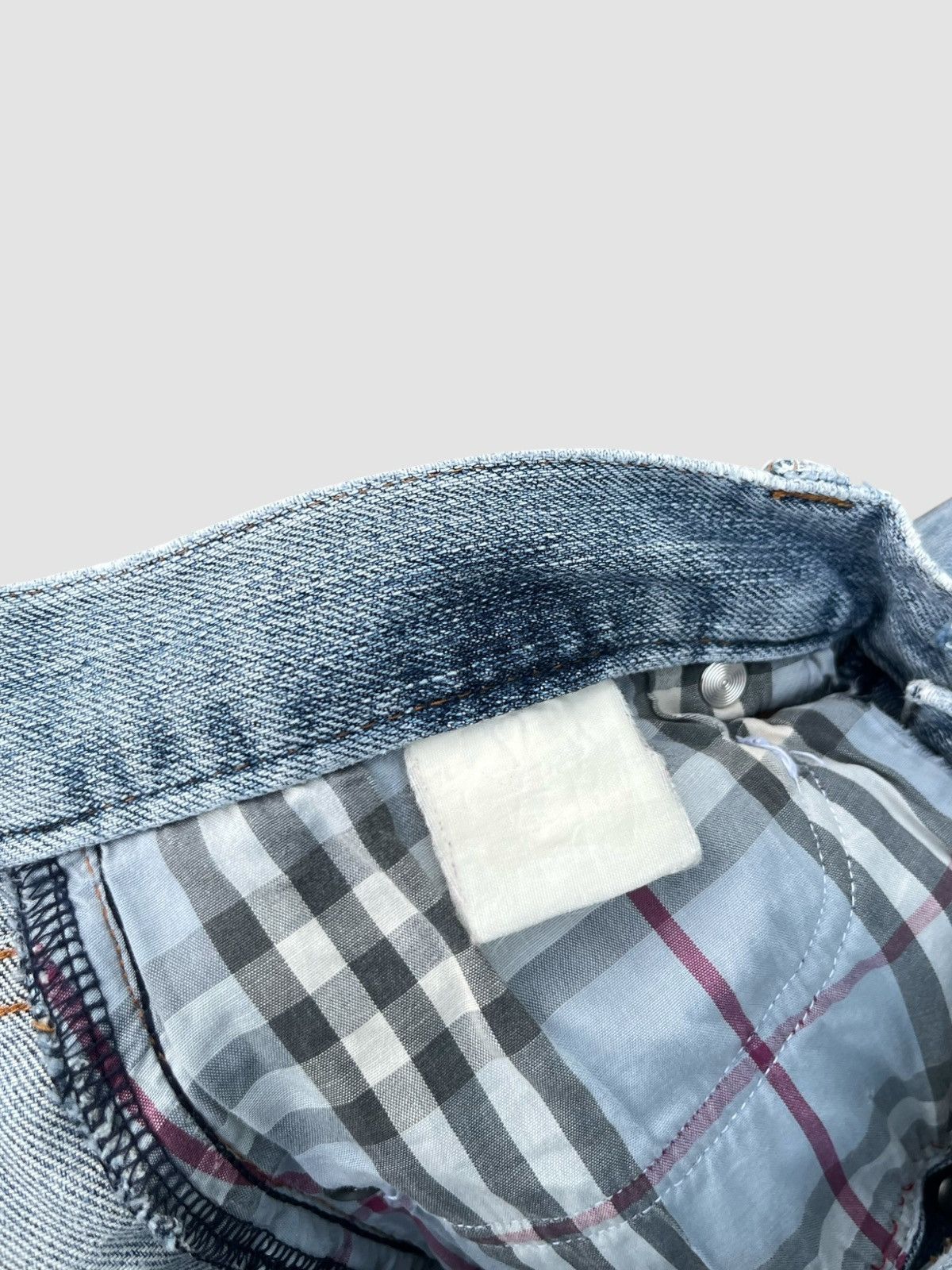 Burberry Burberry Black Label Blue Washed Jeans Size US 29 - 16 Thumbnail