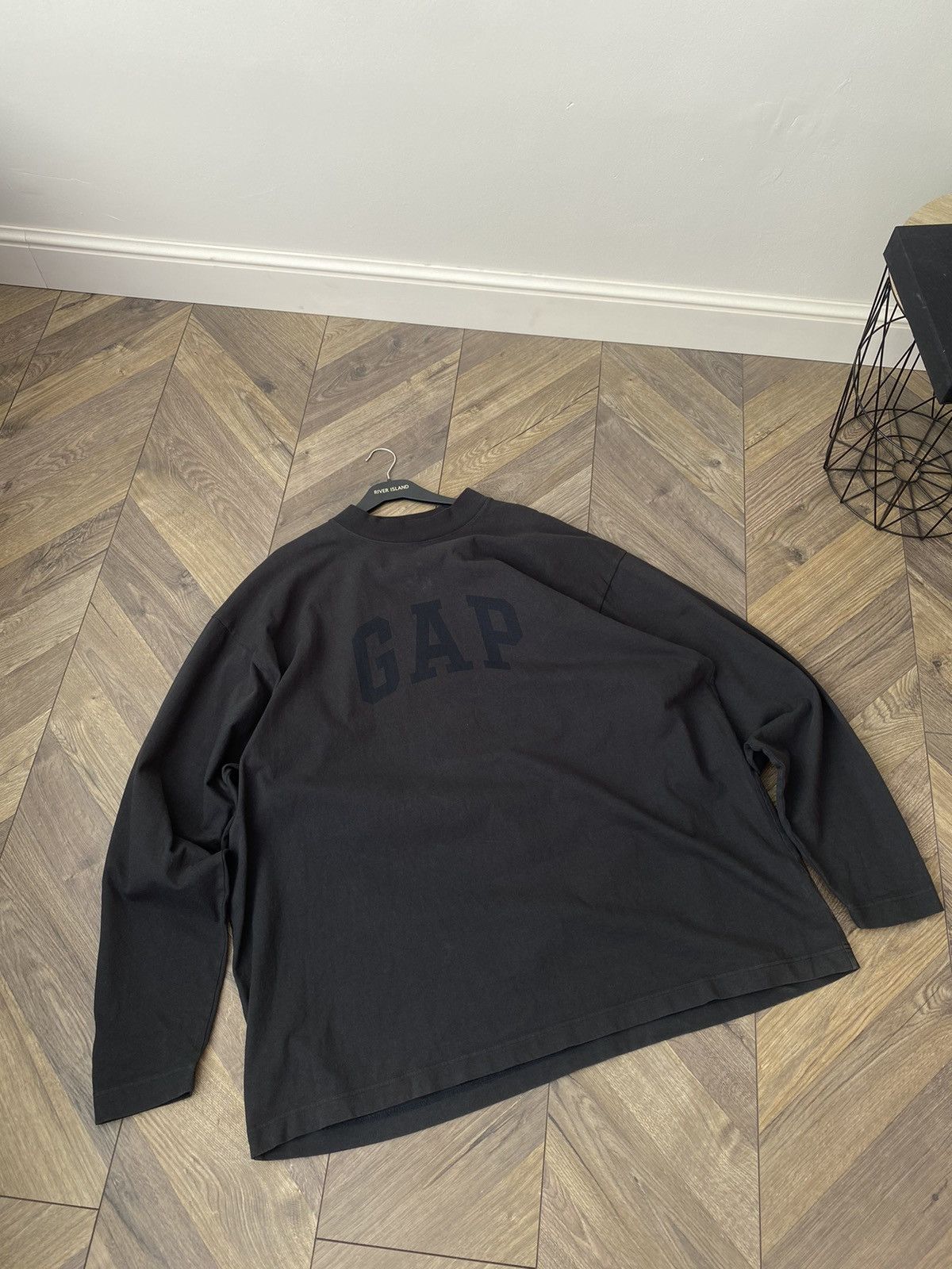 Balenciaga × Designer × Gap Yeezy × Gap × Balenciaga Dove long sleeve shirt Size US XL / EU 56 / 4 - 5 Thumbnail