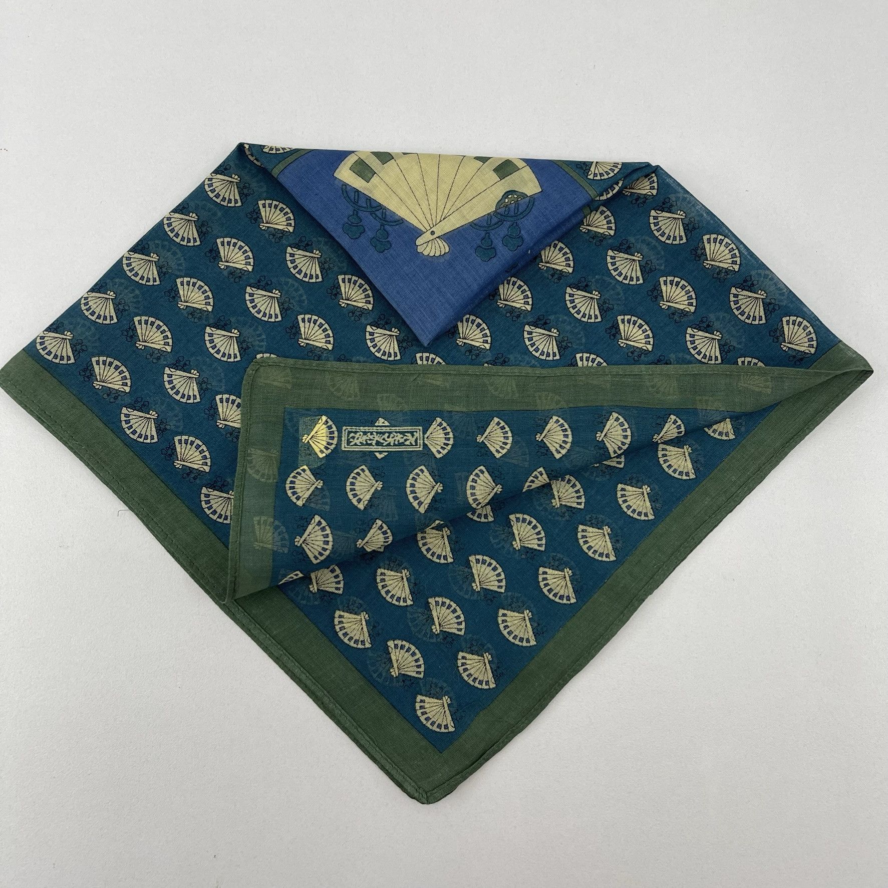 Japanese Brand × Vintage Vintage Japanese Umbrella Monogram Handkerchief - 5027 Size ONE SIZE - 10 Thumbnail