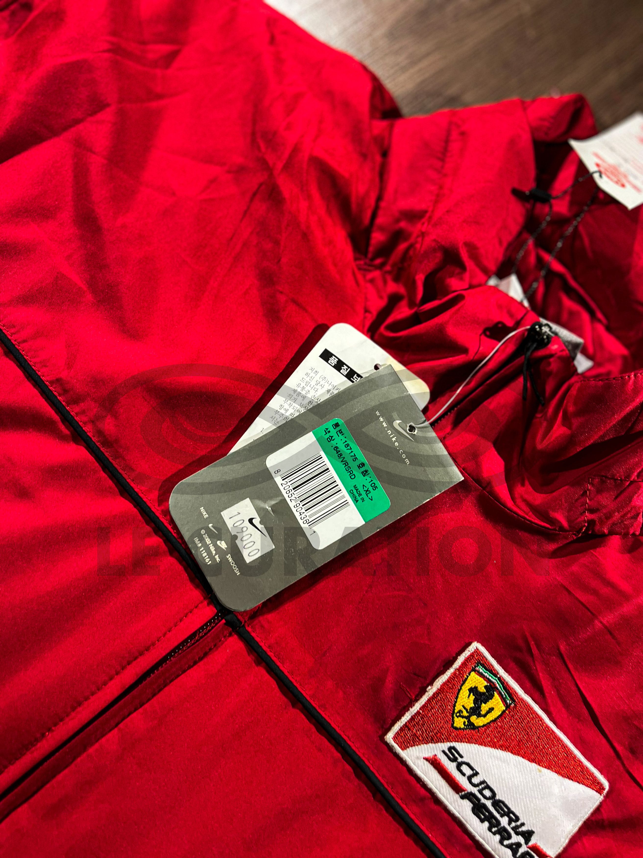 Ferrari [BNWT] Bootleg Nike Ferrari Embroidered Puffer Jacket Size US XL / EU 56 / 4 - 5 Thumbnail