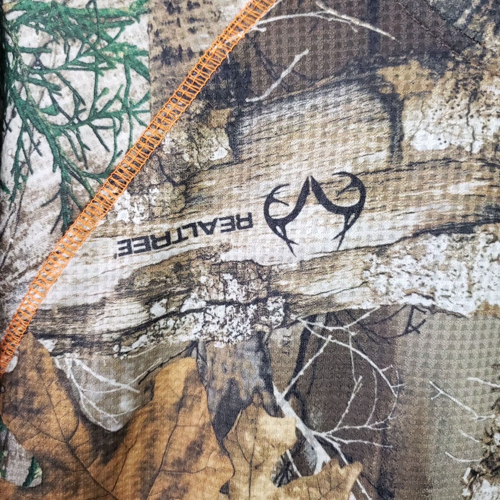 Realtree Realtree Edge Long Sleeve Crew Neck Pullover Shirt Men L Camouflage Brown Knit T-Shirt Size US L / EU 52-54 / 3 - 6 Thumbnail