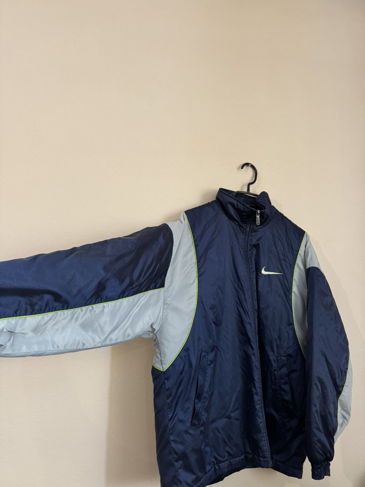 Nike Nike Puffer Jacket with All-Over Swoosh Logo Size US L / EU 52-54 / 3 - 5 Thumbnail